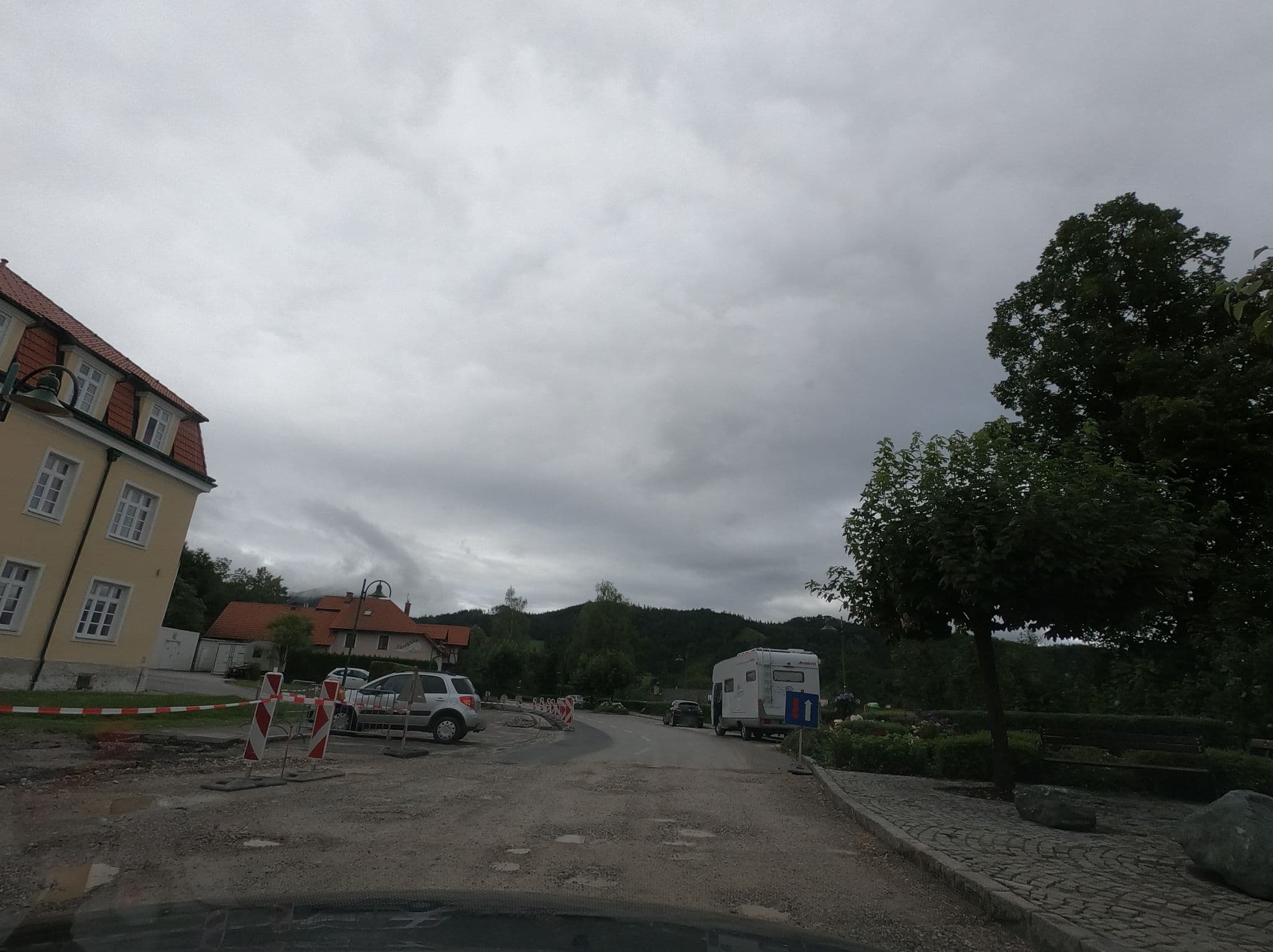 Street view near Kirchenwirt Fam. Auer GmbH, Payerbach — © richlv (CC BY-SA · Mapillary)