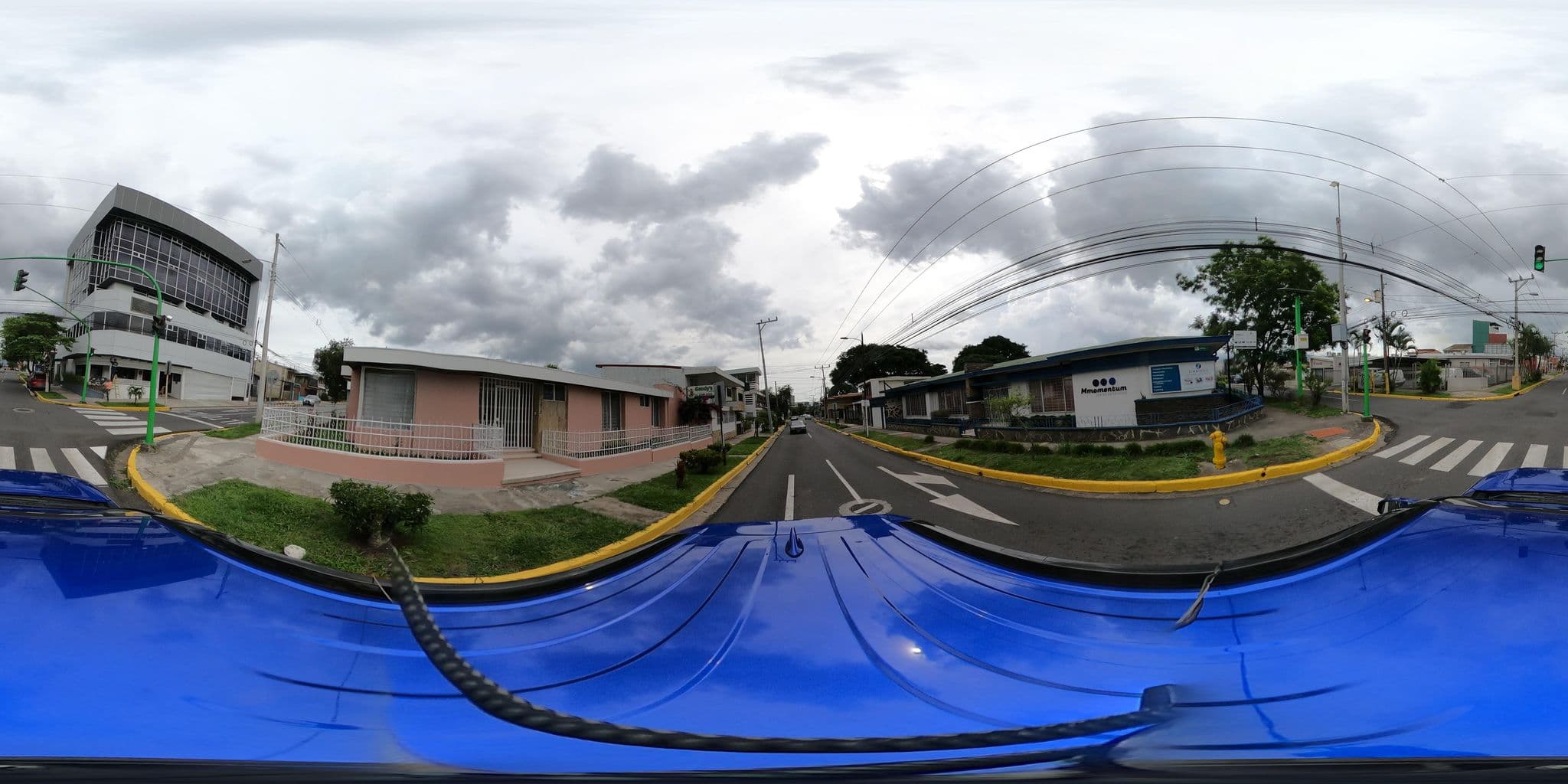 Street view near Apartahotel Altos de la Sabana, San José