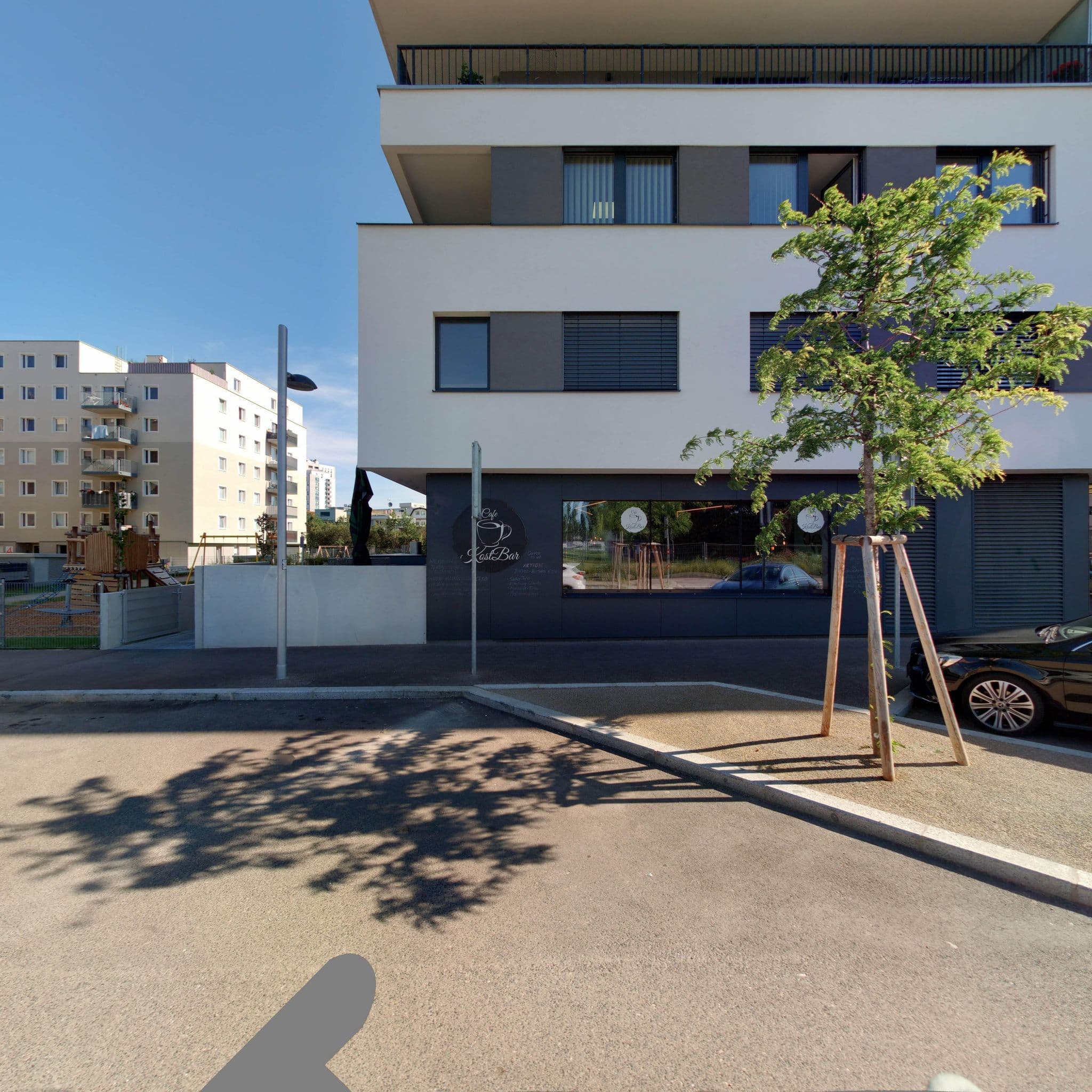 Street view near Aparthotel KostBar, Favoriten — © eliasgander (CC BY-SA · Mapillary)