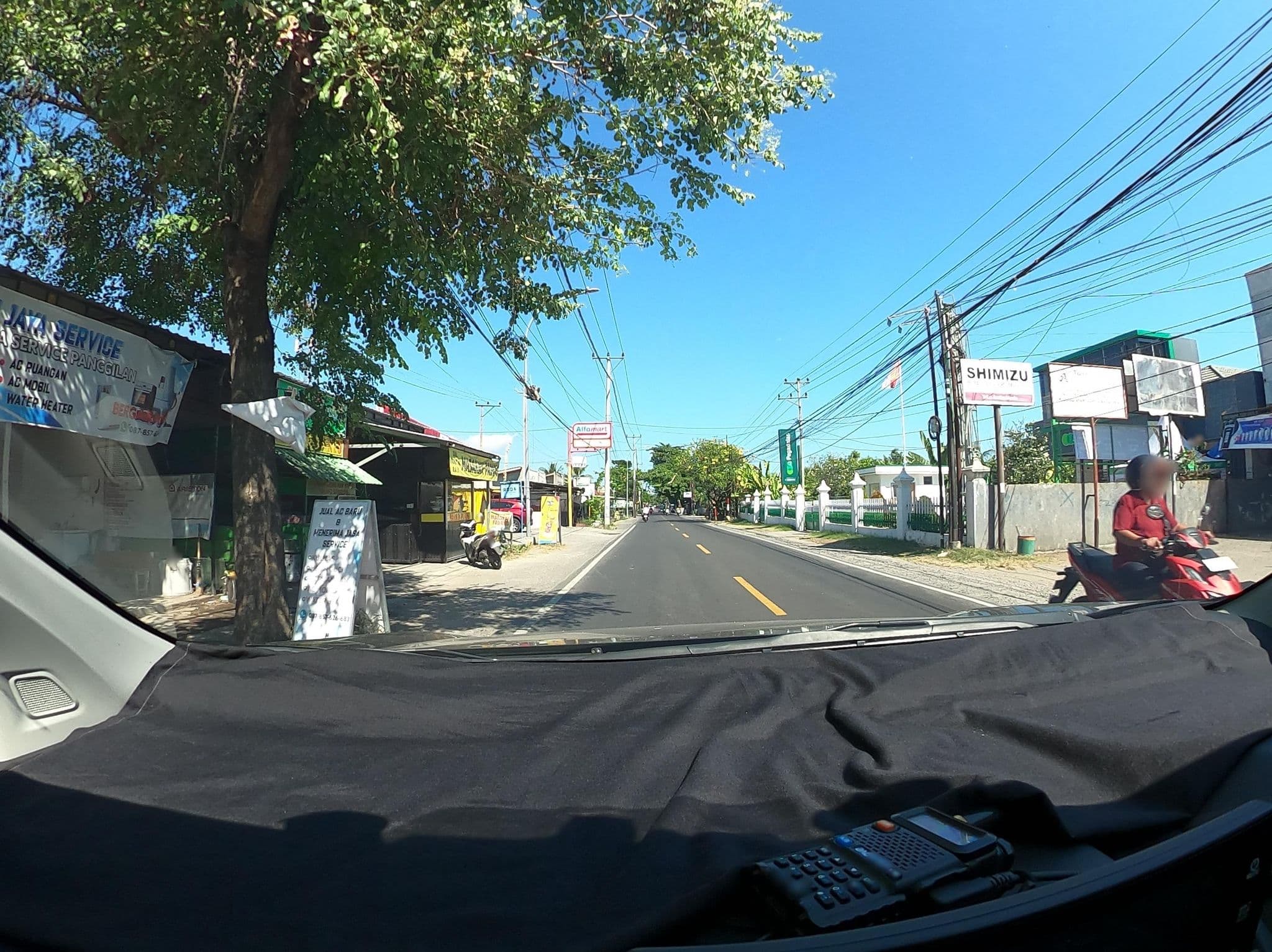 Street view near Aston Andri Utomo 05:56:34, Pemenang — © Kaart_Local (CC BY-SA · Mapillary)