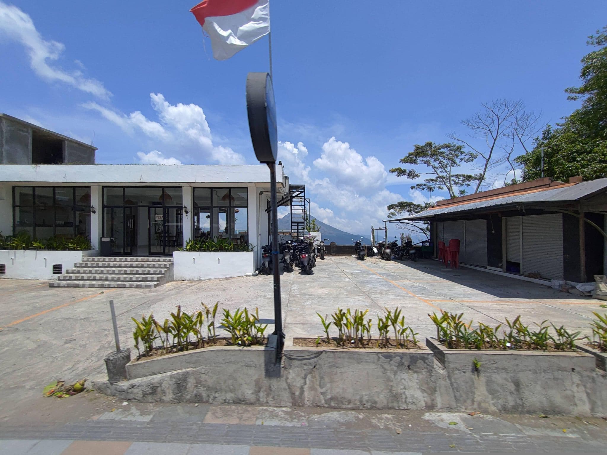 Street view near Bubble Bali, Banjar Wangsian — © FotoPeta (CC BY-SA · Mapillary)