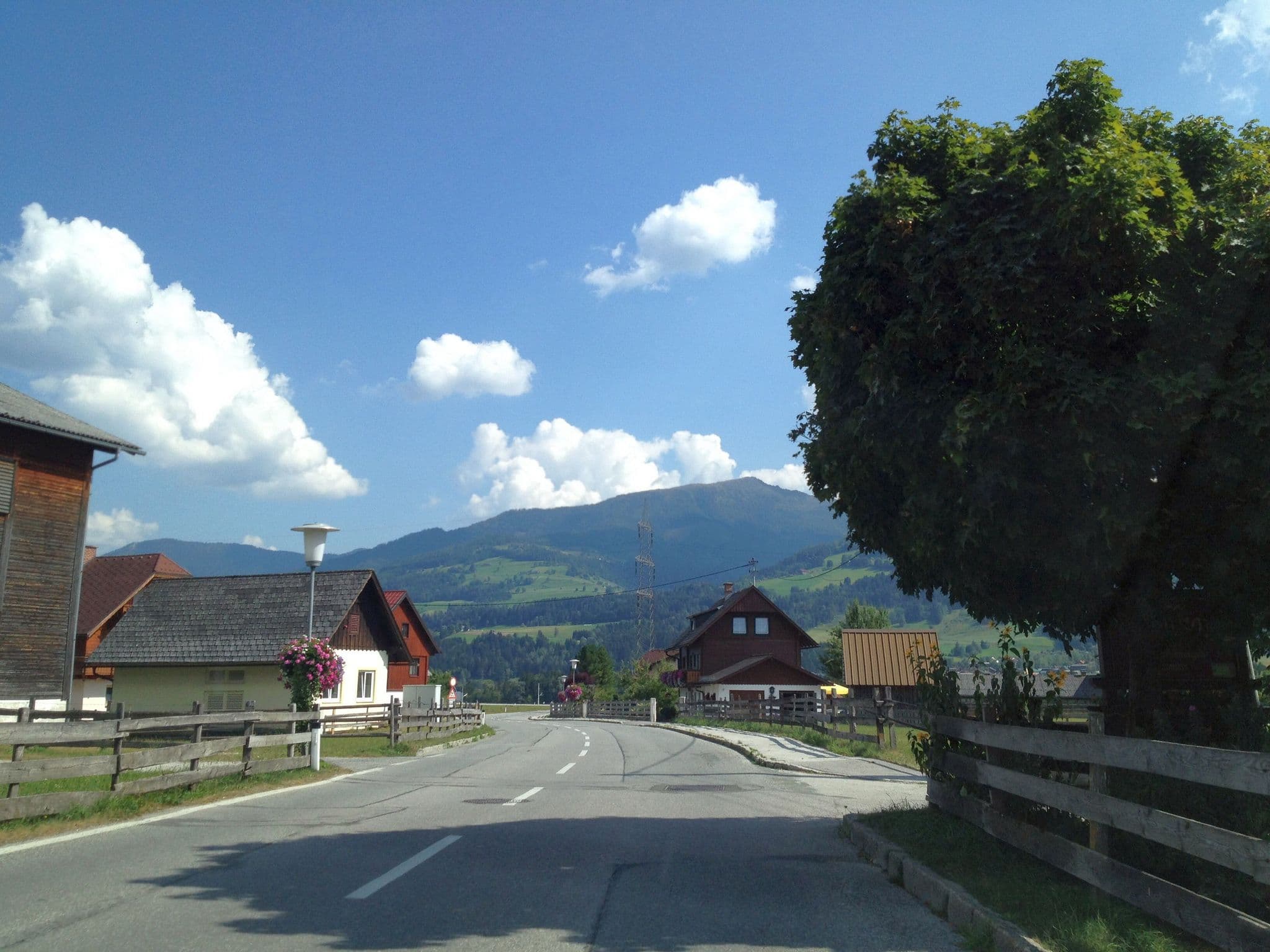 Street view near Gsöllhof, Haus im Ennstal — © istefanos (CC BY-SA · Mapillary)