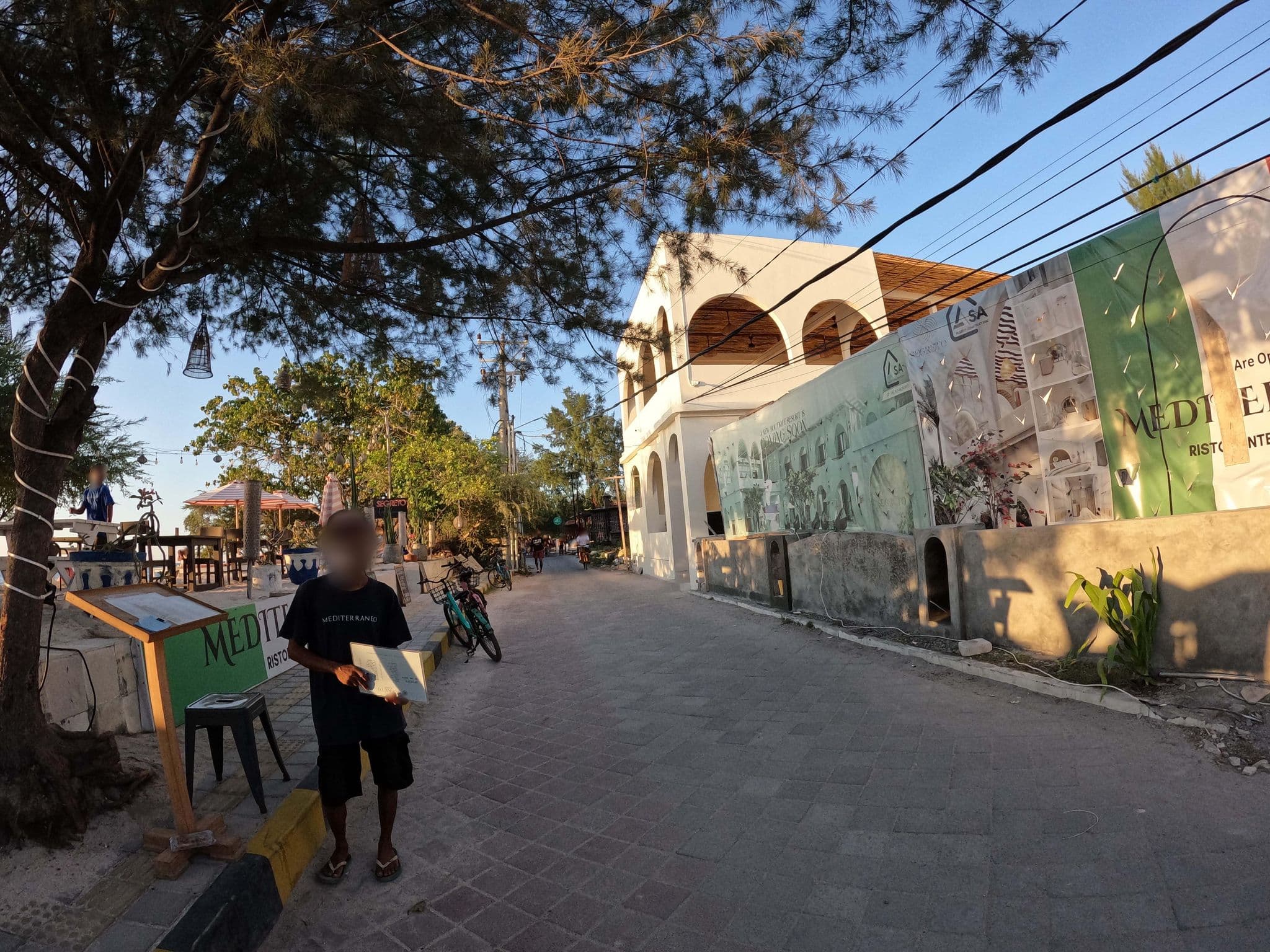 Street view near Villa Julius, Gili Trawangan — © lucomsky (CC BY-SA · Mapillary)