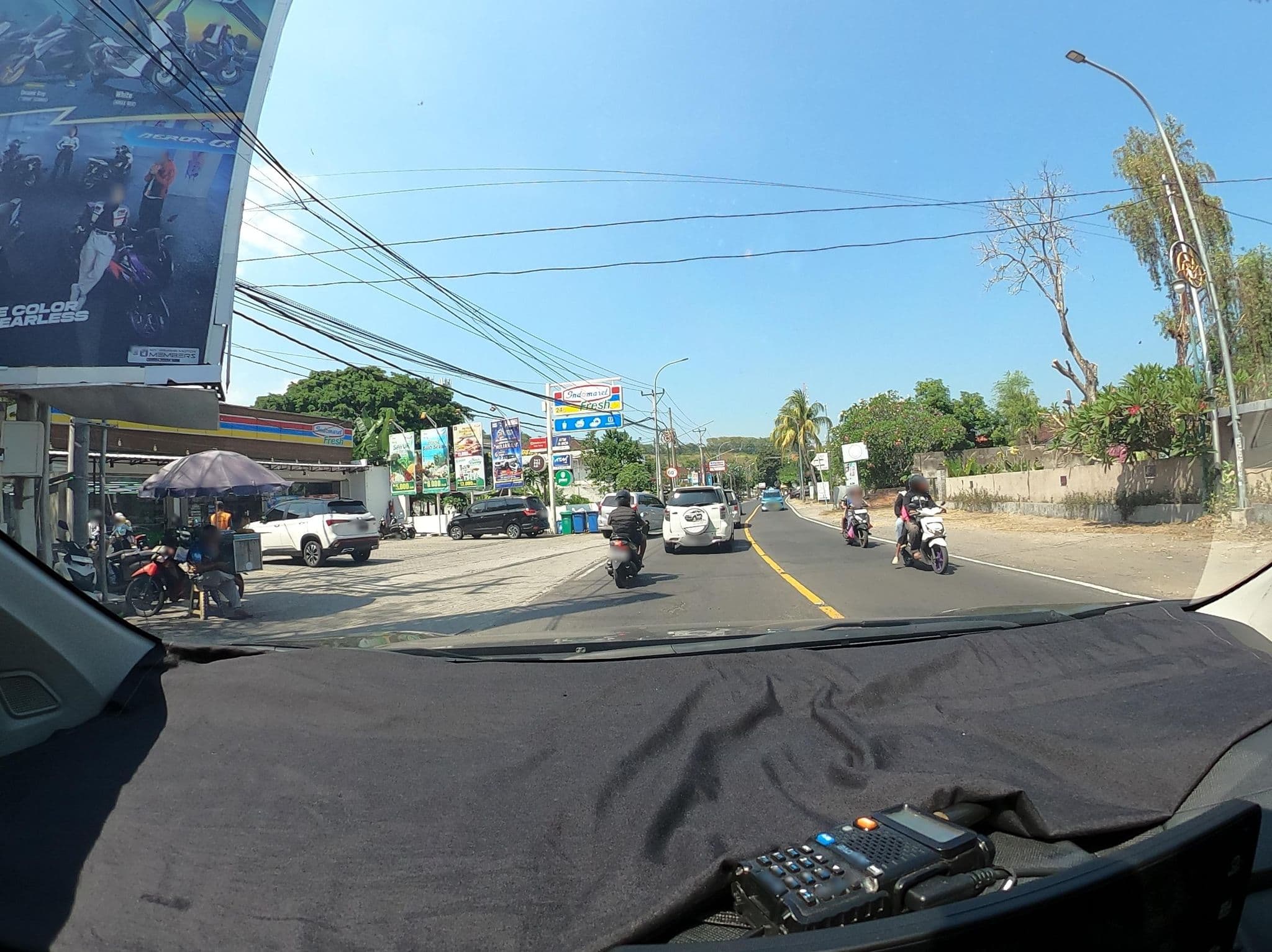 Street view near Cafe Alberto B and B, Senggigi — © Kaart_Local (CC BY-SA · Mapillary)