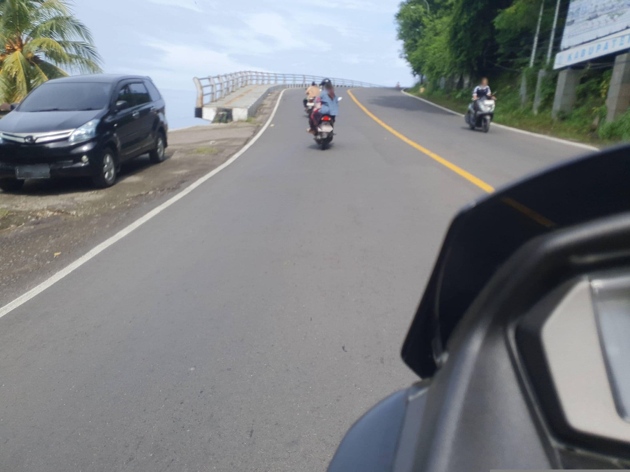 Street view near Bungalow 114 Senggigi Beach Hotel, Senggigi — © russmcd (CC BY-SA · Mapillary)