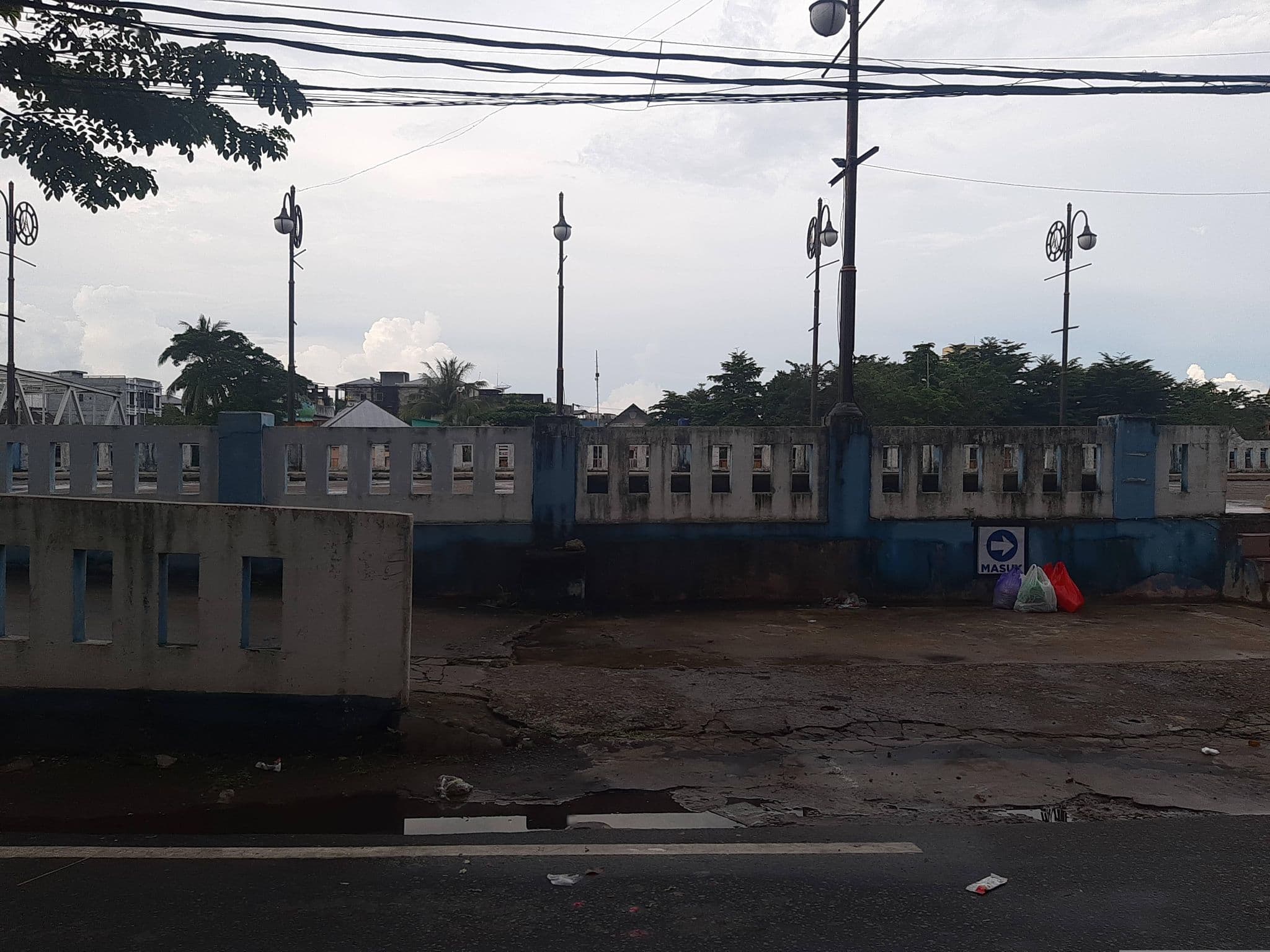 Street view near Hotel Cahaya, Banjarmasin — © FenyMufyd (CC BY-SA · Mapillary)