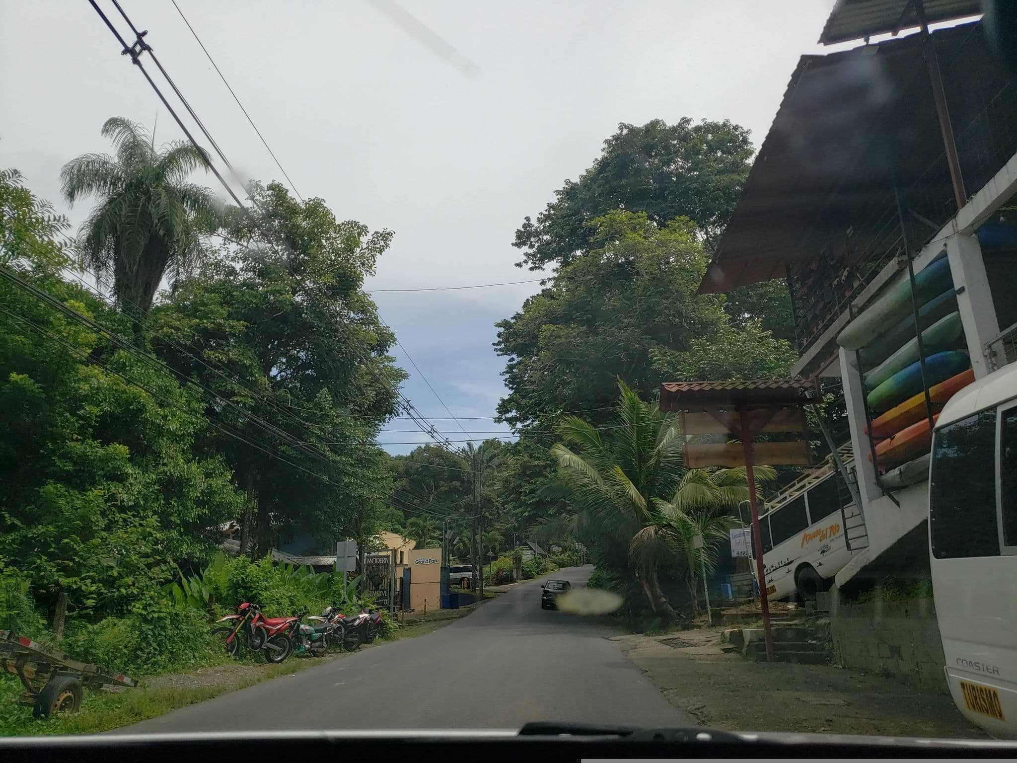 Street view near Casa Emma Quepos, Quepos
