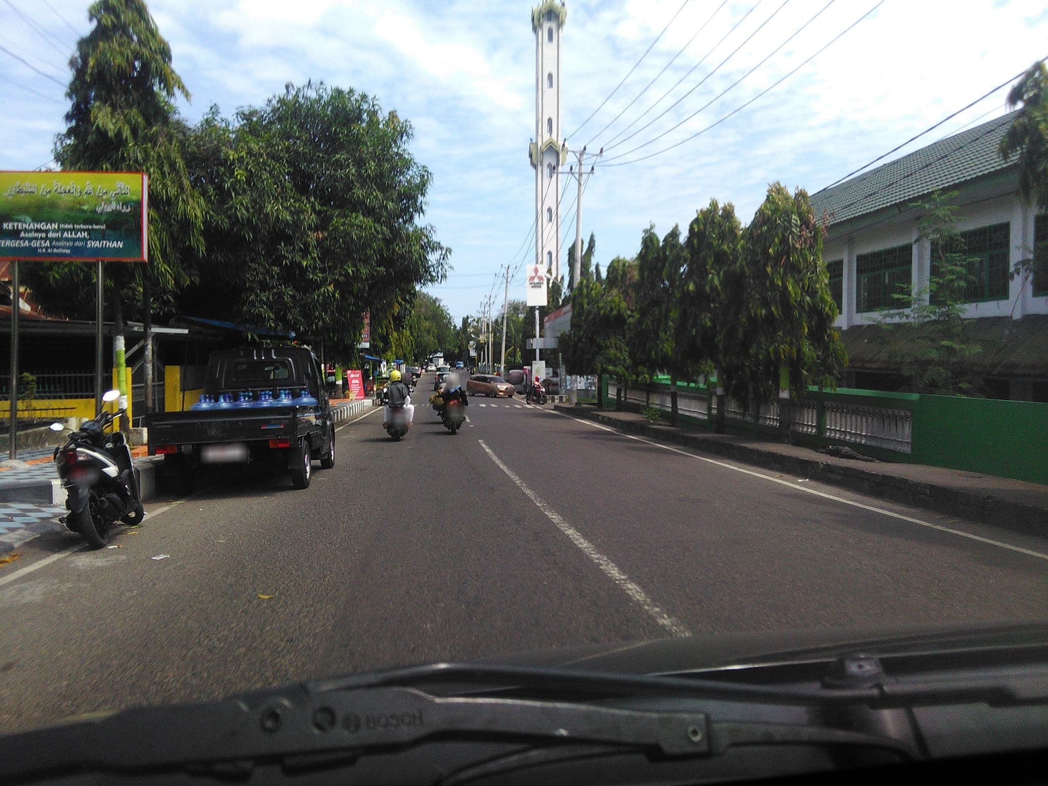 Street view near Hotel ALDEN jl. Lasinrang Makassar, Parepare — © hanifarafah (CC BY-SA · Mapillary)