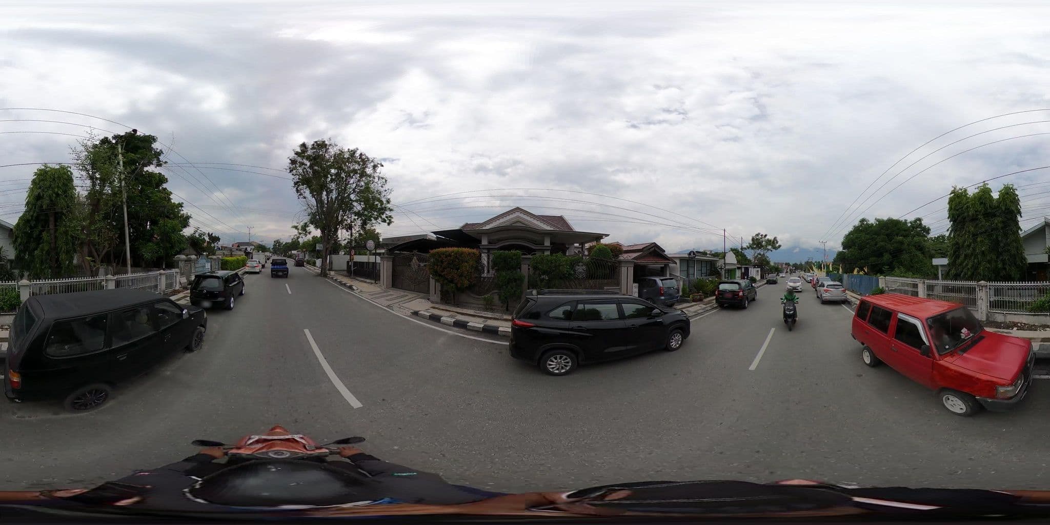 Street view near Mess Thamrin, Palu — © benjidad (CC BY-SA · Mapillary)