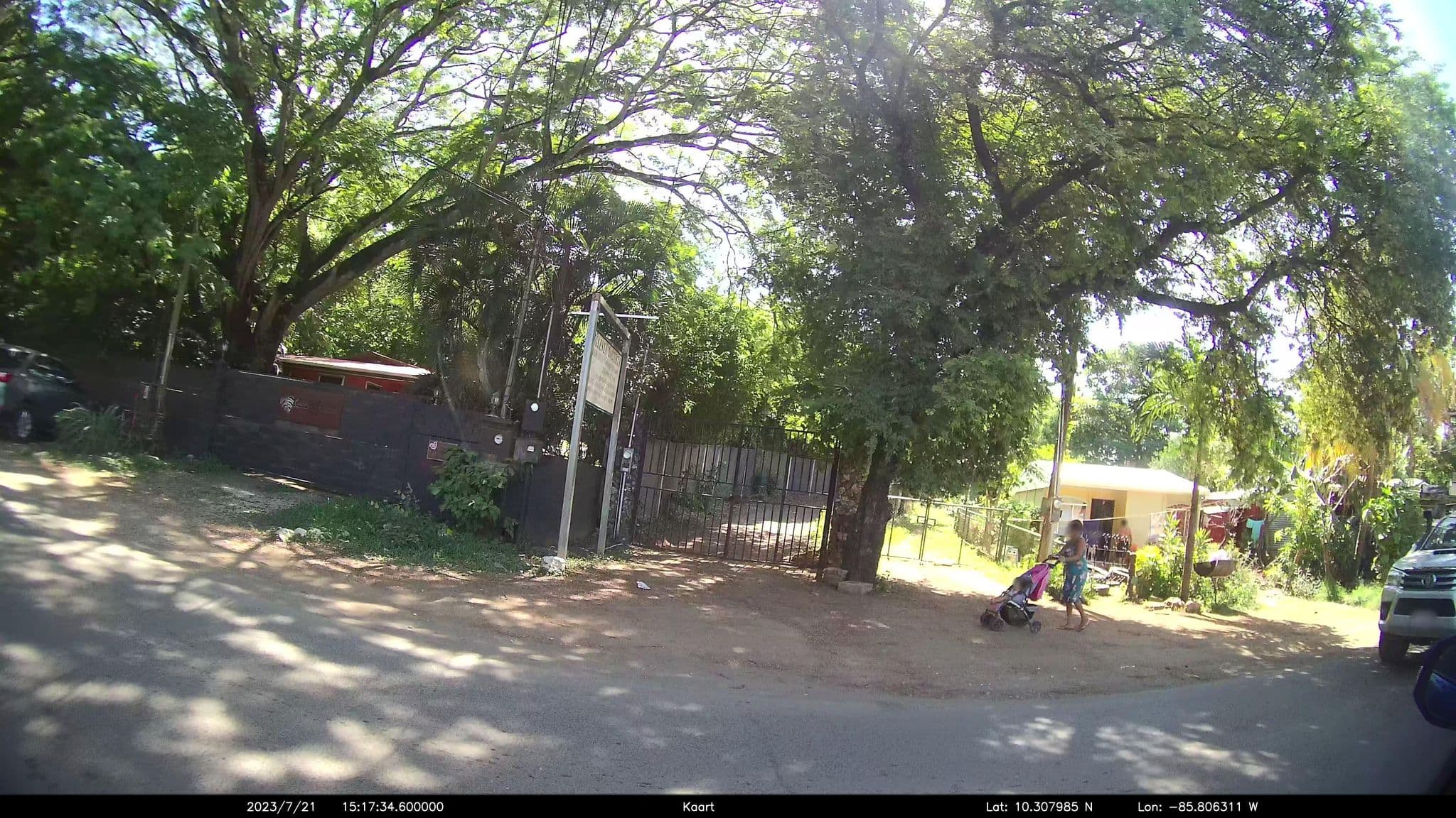Street view near Cabinas Casa Madera, Tamarindo — © kaart5 (CC BY-SA · Mapillary)