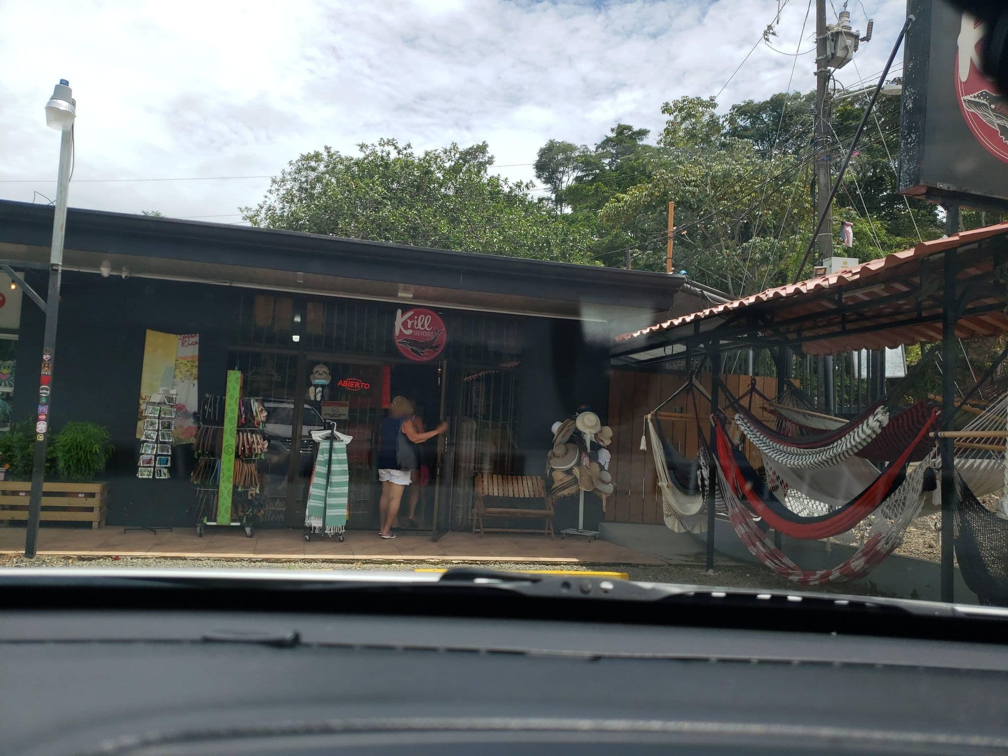 Street view near Cabinas Gato, Uvita