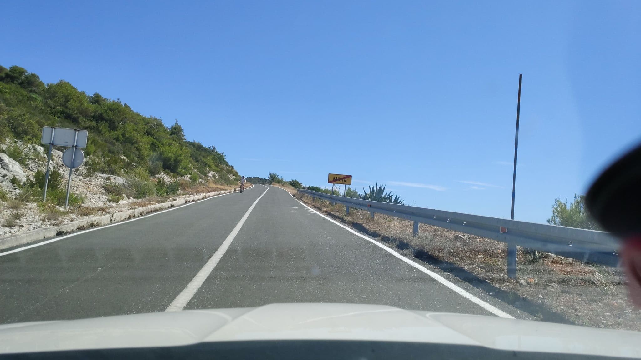 Street view near Tourist Resort Milna Vis, Vis — © grin (CC BY-SA · Mapillary)