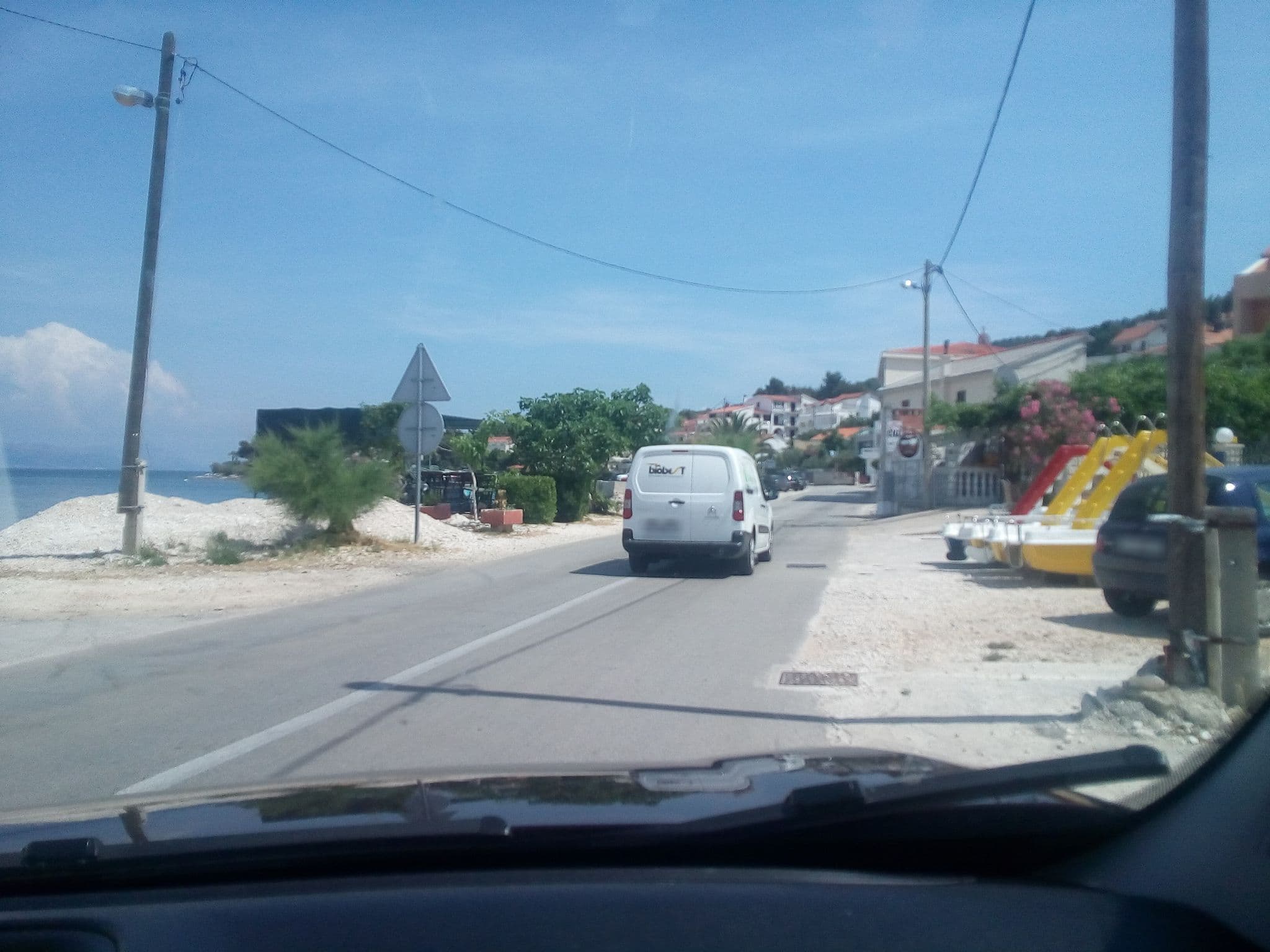 Street view near Apartment Marija, Okrug Gornji — © karthoo (CC BY-SA · Mapillary)