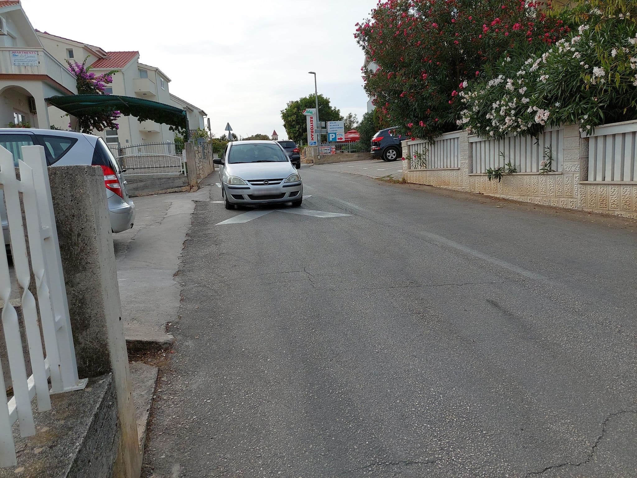 Street view near Villa Filip, Okrug Gornji — © polar7 (CC BY-SA · Mapillary)