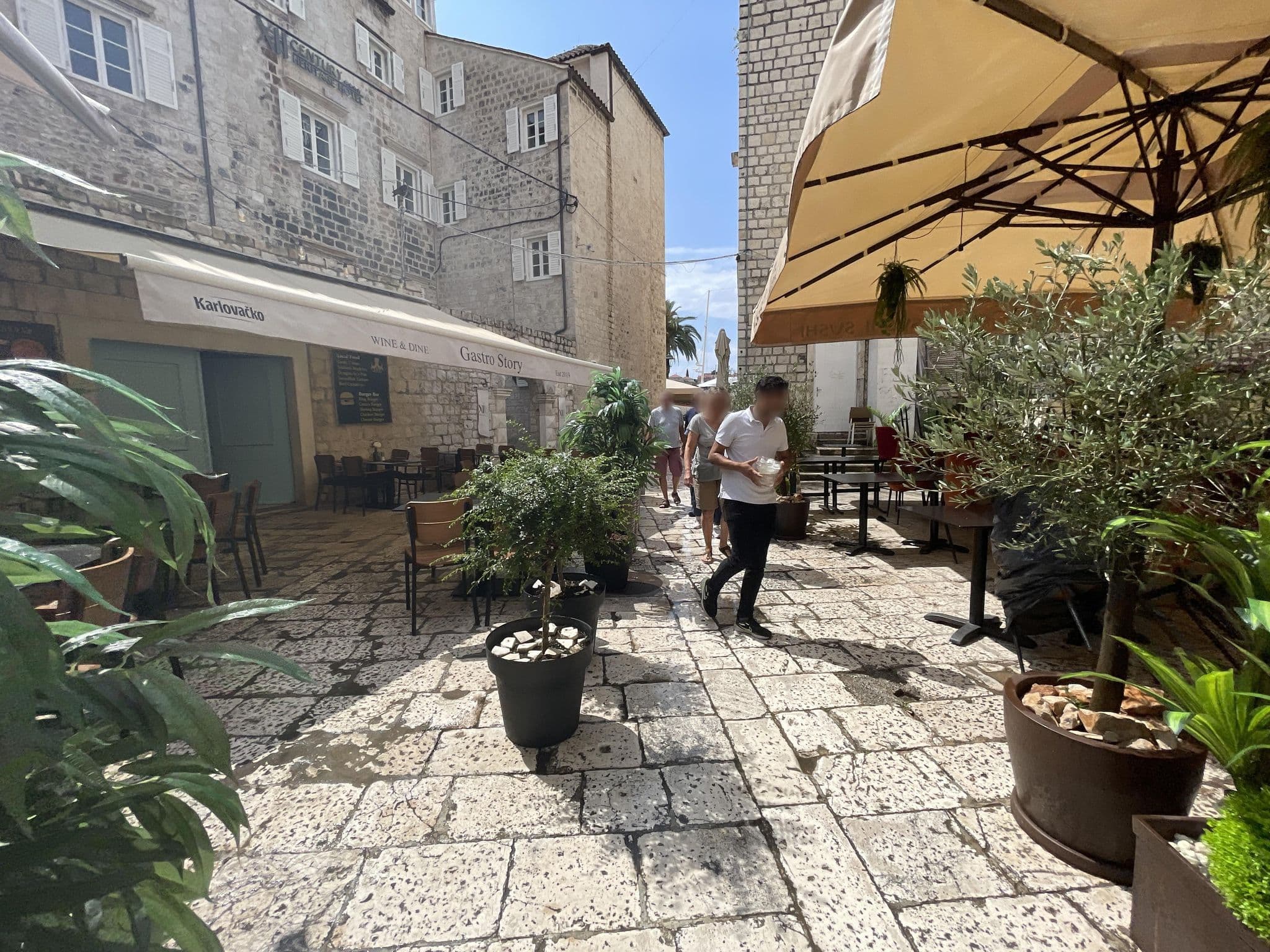 Street view near Apartments Mirkec, Trogir — © filipb (CC BY-SA · Mapillary)