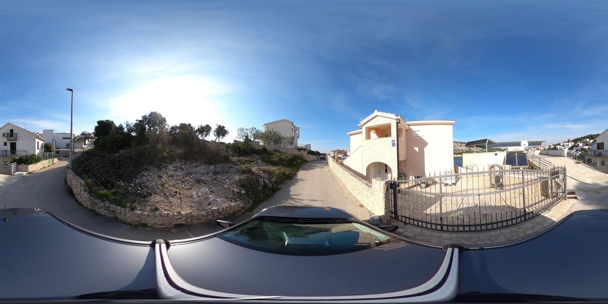 Street view near Apartments Drlje Razanj, Primošten — © tomislavzen12 (CC BY-SA · Mapillary)