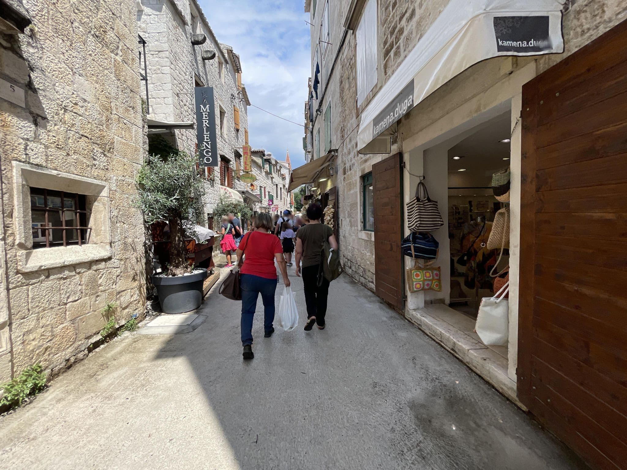 Street view near Rooms Beljan, Trogir — © filipb (CC BY-SA · Mapillary)