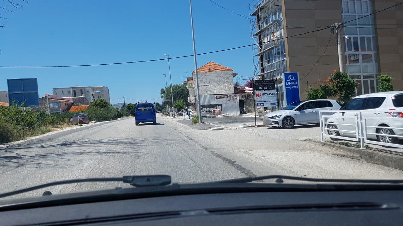 Street view near Apartments & Rooms Buble, Donji Seget — © mik007 (CC BY-SA · Mapillary)