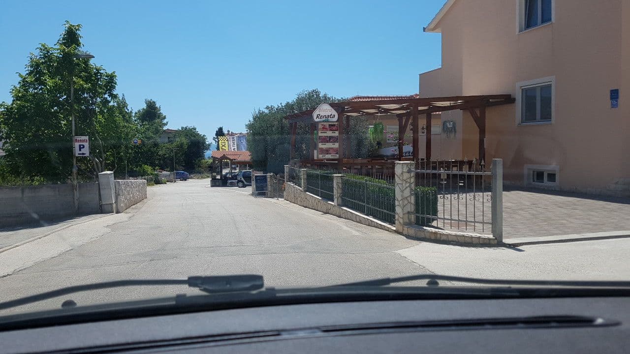 Street view near Apartment Put izvana, Okrug Gornji — © mik007 (CC BY-SA · Mapillary)
