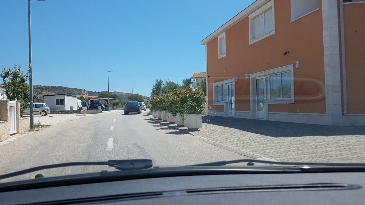 Street view near Apartments Villa Peky, Okrug Gornji — © mik007 (CC BY-SA · Mapillary)