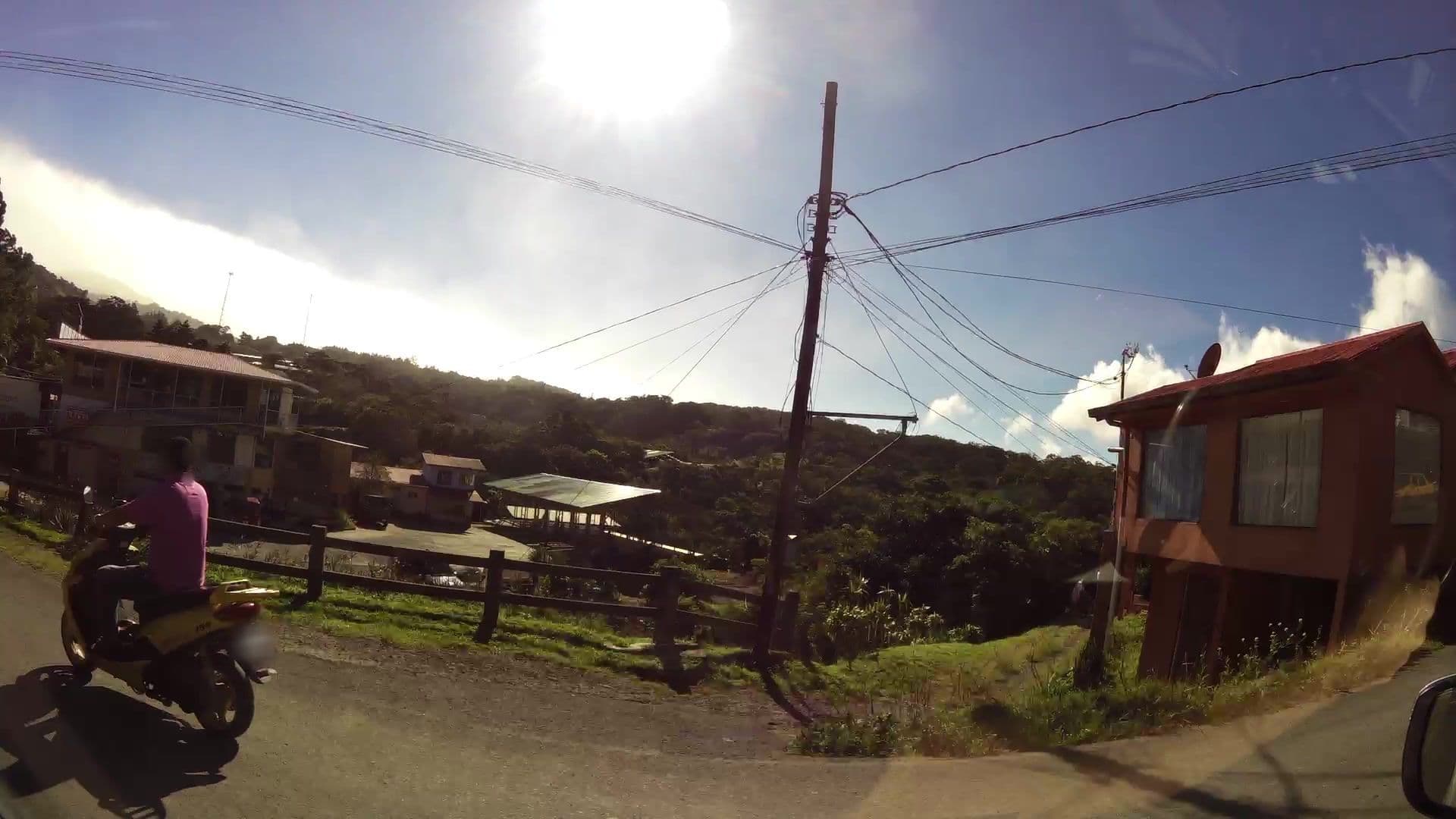 Street view near Savegre Inn, Juntas