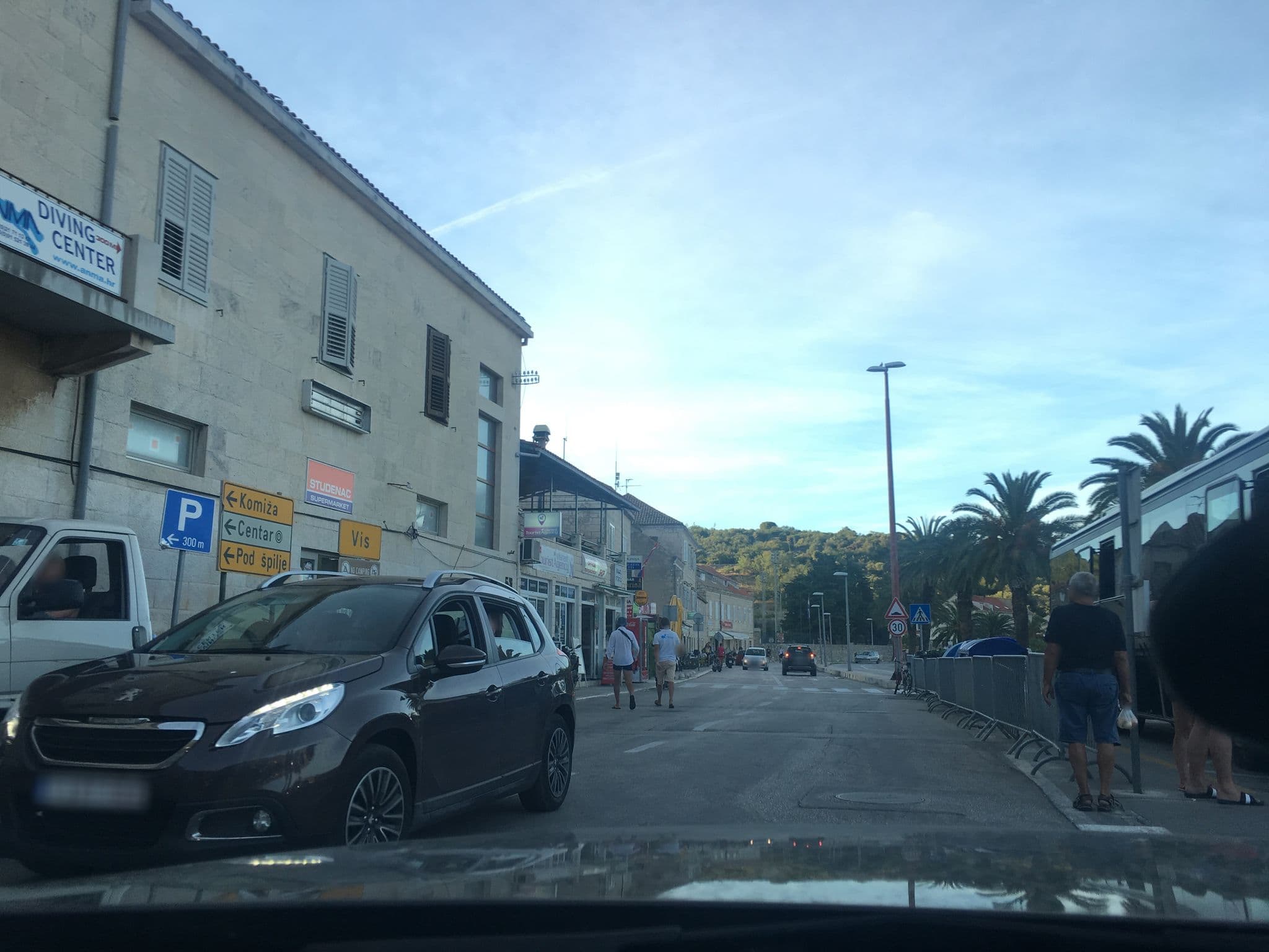 Street view near Villa Dojmi, Vis — © jebako999 (CC BY-SA · Mapillary)