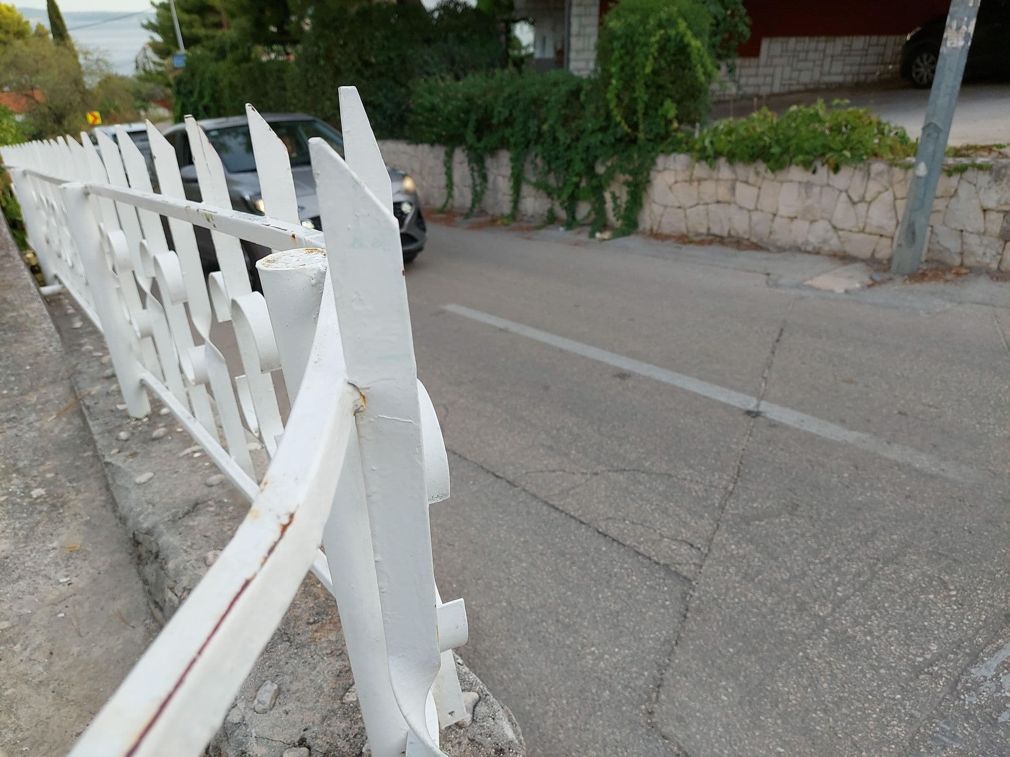 Street view near Apartmani Neda, Okrug Gornji — © polar7 (CC BY-SA · Mapillary)