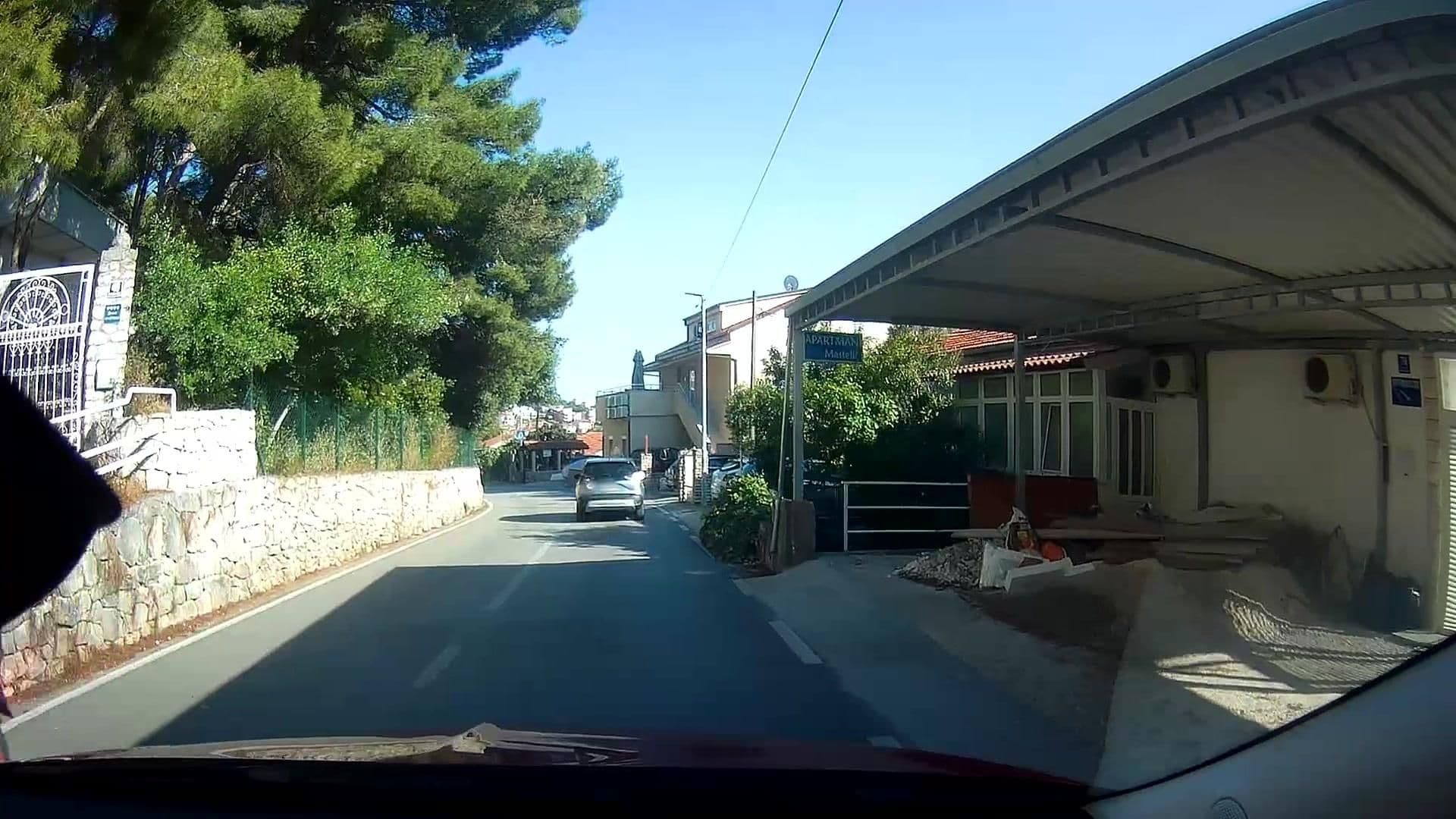 Street view near Apartments Mastelic, Trogir — © micmin1972 (CC BY-SA · Mapillary)