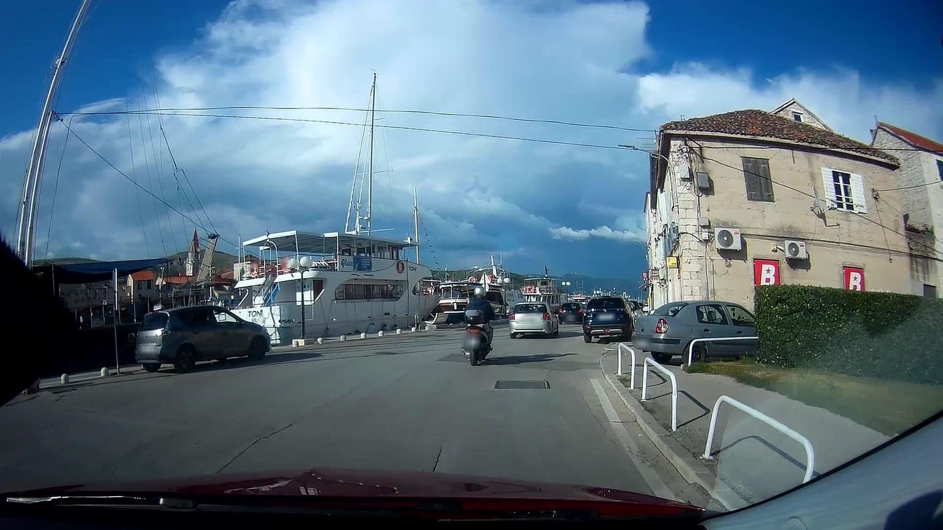Street view near Apartmani "Feral", Trogir — © micmin1972 (CC BY-SA · Mapillary)