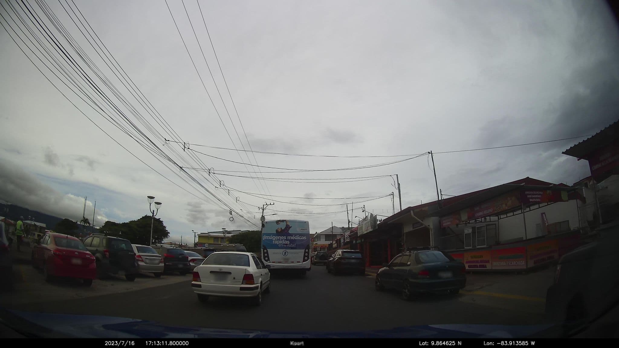 Street view near Los Angeles Lodge, Cartago — © kaart5 (CC BY-SA · Mapillary)