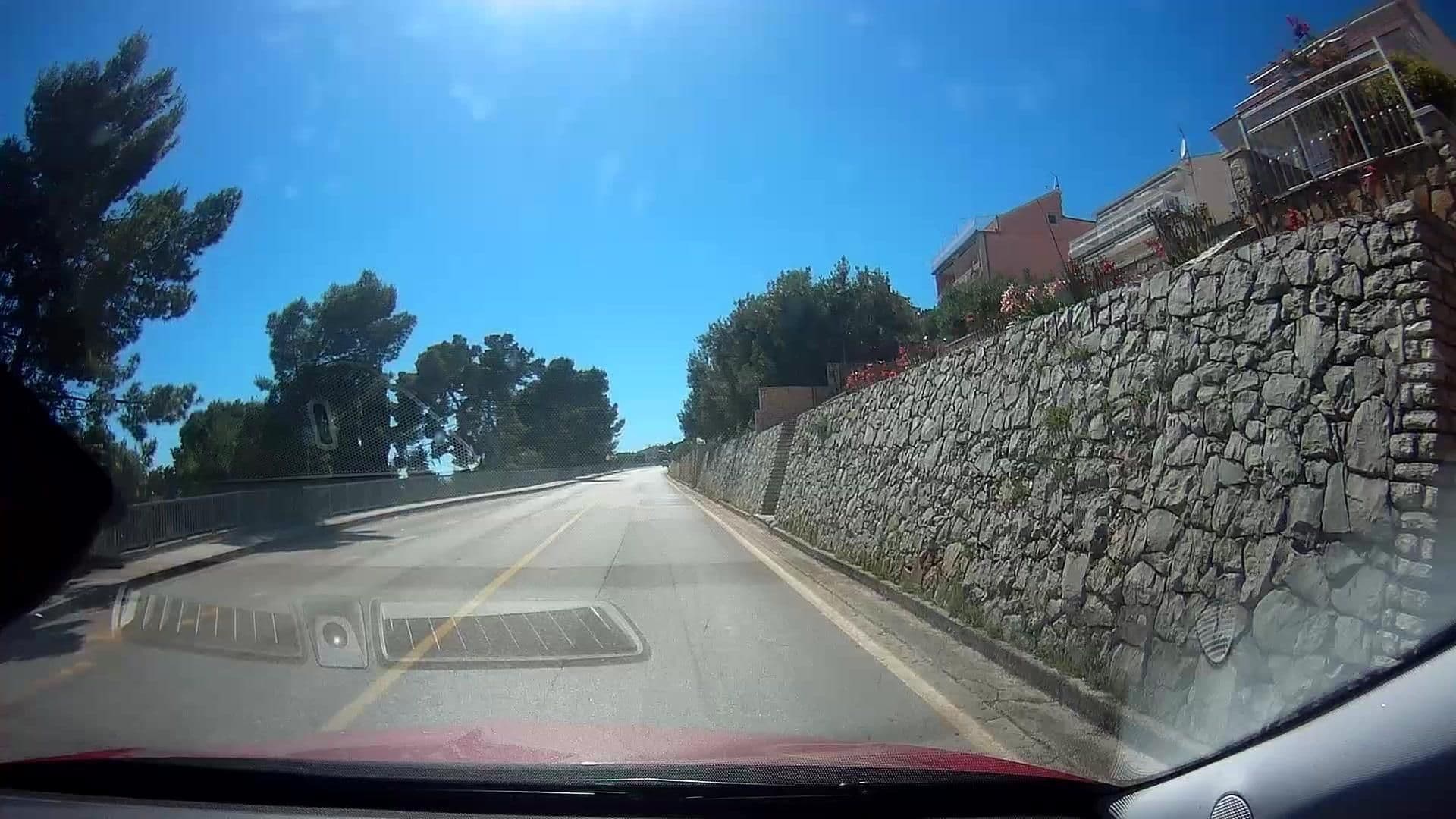 Street view near Rosanda, Donji Seget — © micmin1972 (CC BY-SA · Mapillary)