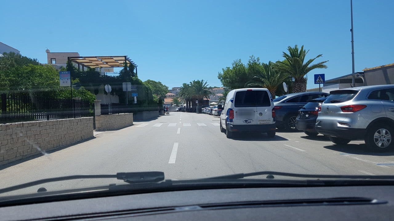 Street view near Affabilis Vip House, Okrug Gornji — © mik007 (CC BY-SA · Mapillary)