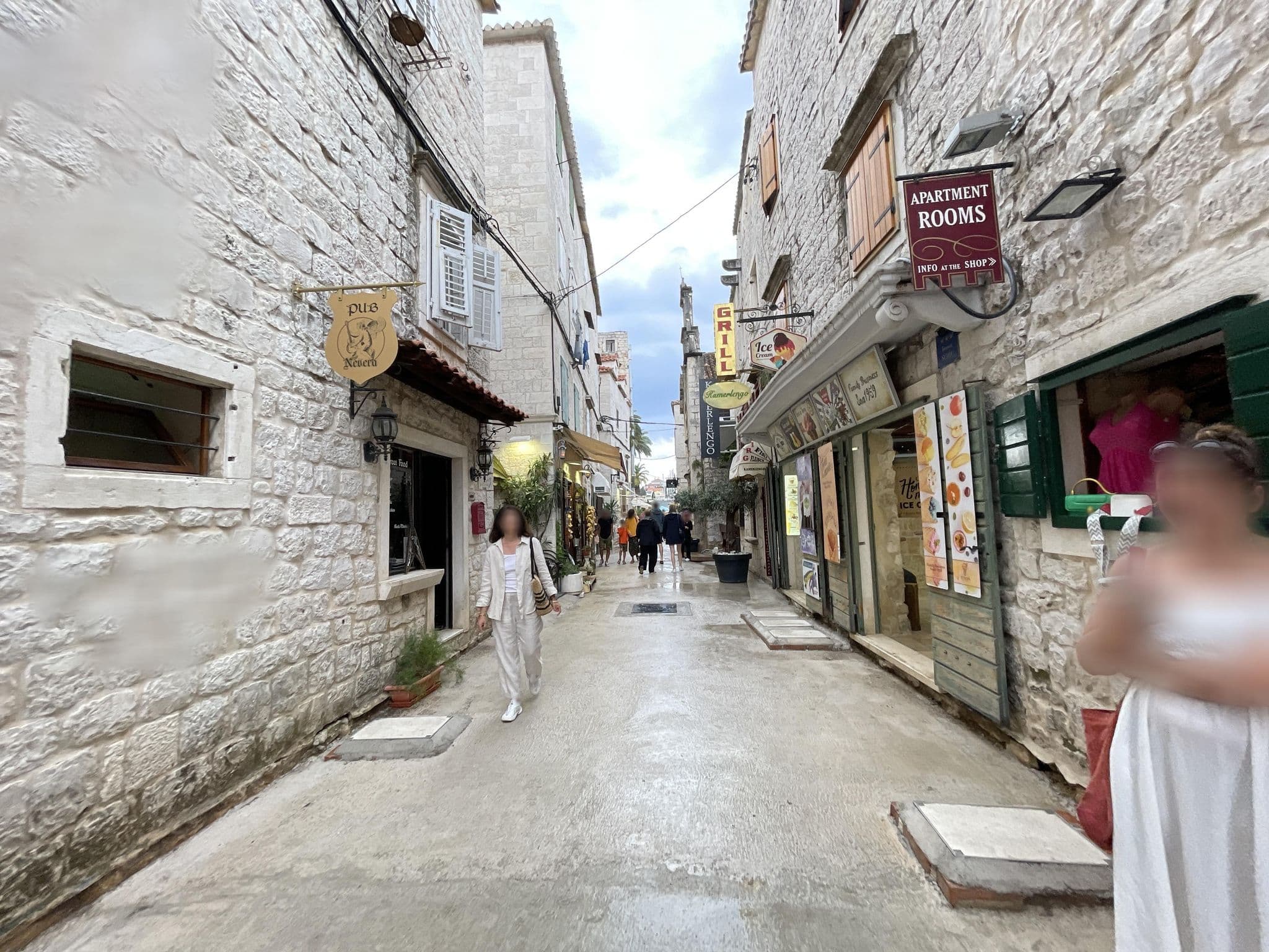 Street view near Stone House by the Sea, Trogir — © filipb (CC BY-SA · Mapillary)