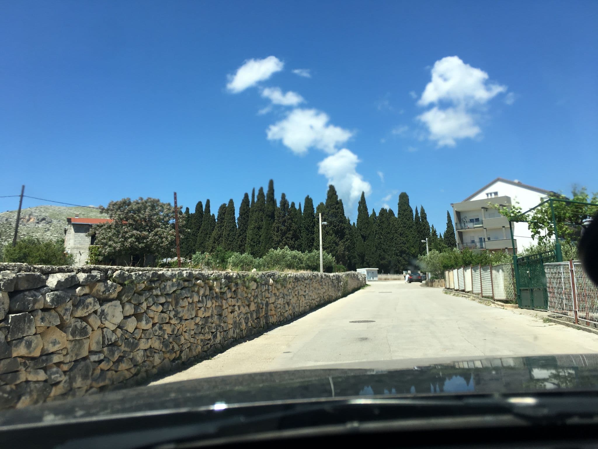 Street view near Apartment/rooms Matijaš, Trogir — © jebako999 (CC BY-SA · Mapillary)