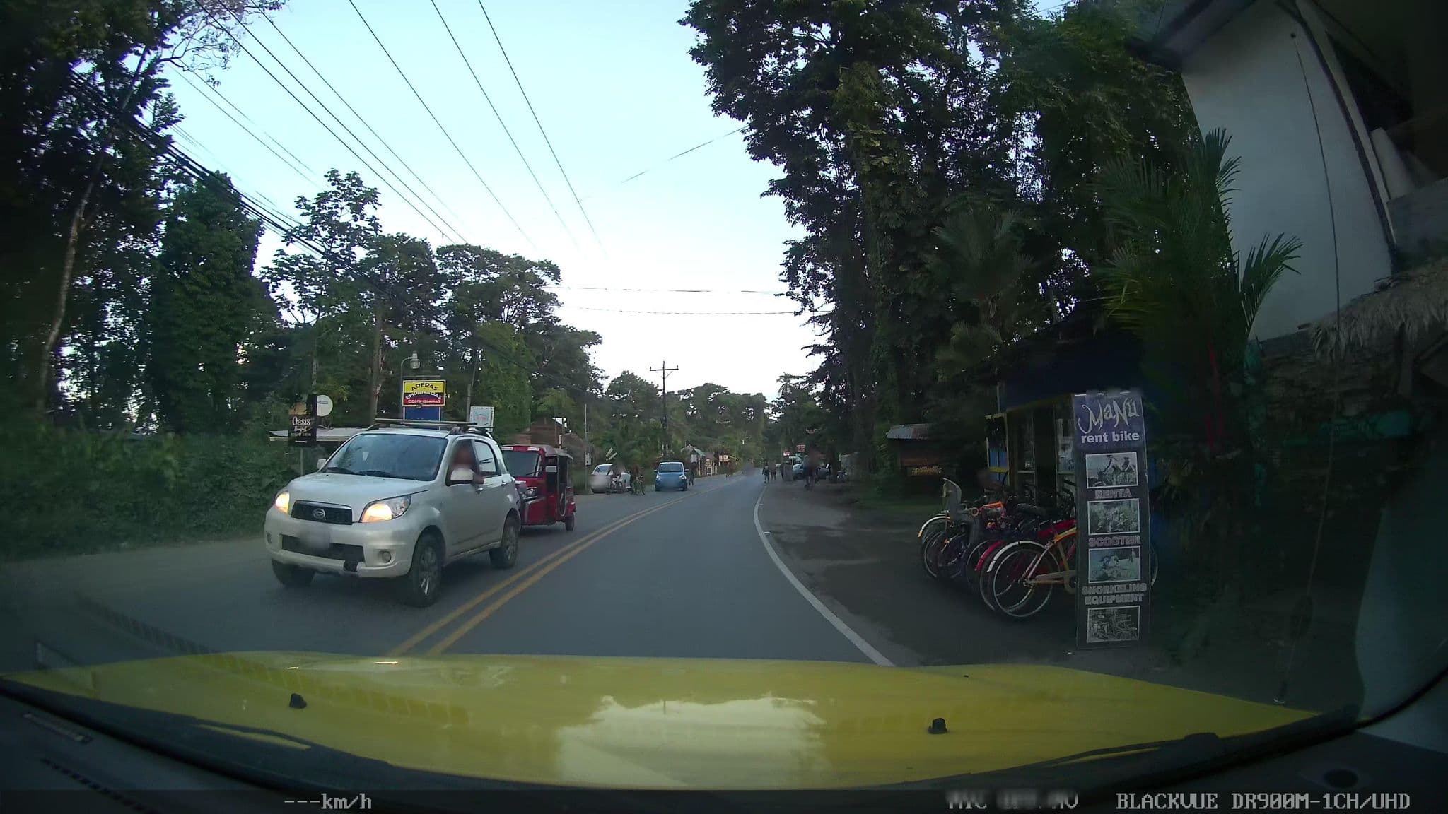 Street view near Coconut Grove Cabinas, Sixaola — © josealb (CC BY-SA · Mapillary)