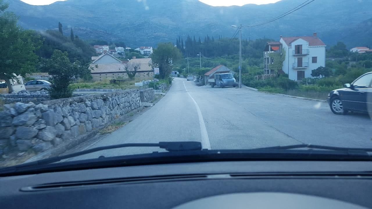 Street view near Rooms Lepur, Zaton — © mik007 (CC BY-SA · Mapillary)