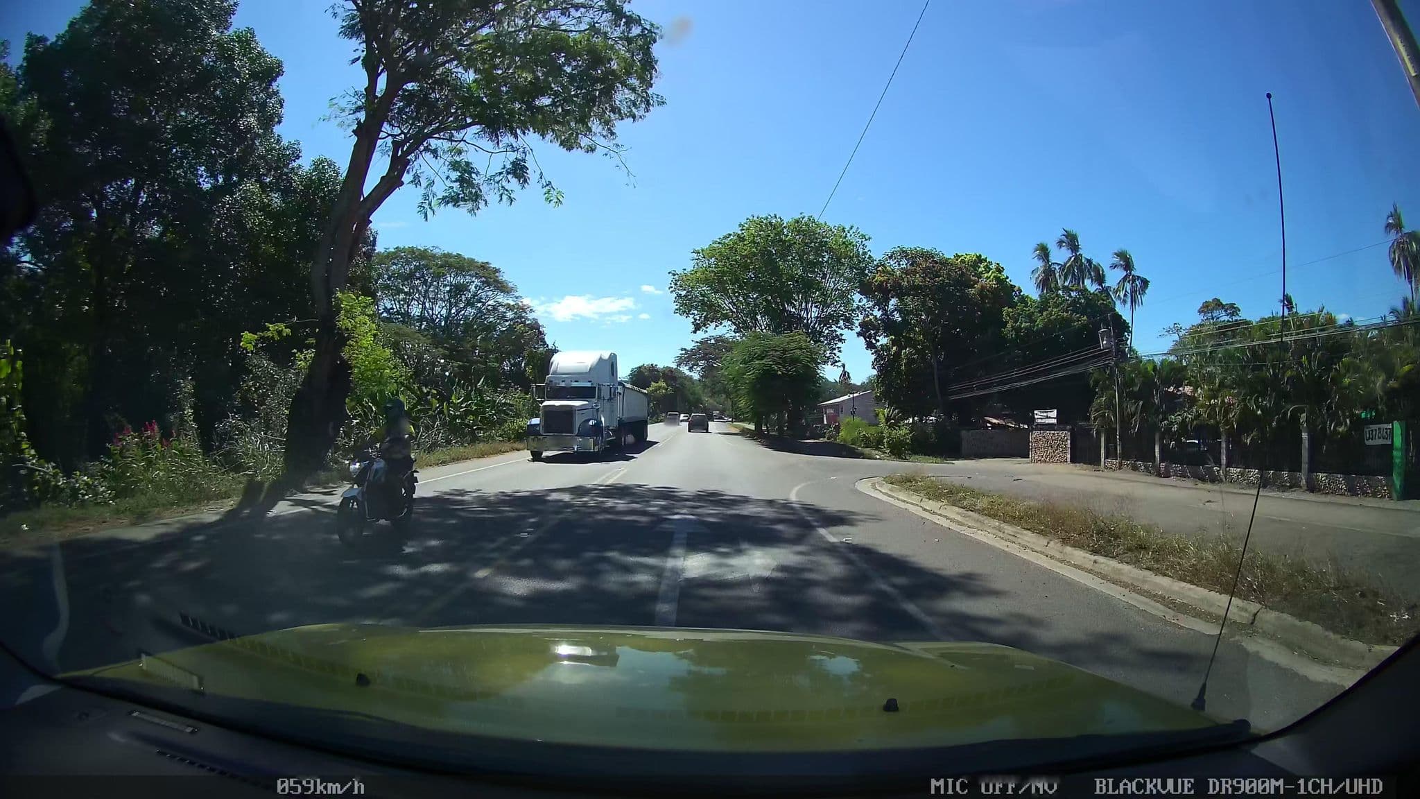 Street view near Cabañas Oasis, Chacarita — © josealb (CC BY-SA · Mapillary)