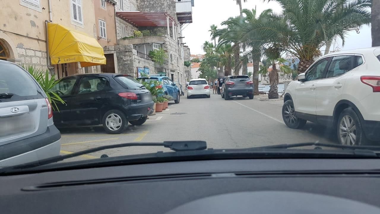 Street view near Rooms Ana, Korčula — © mik007 (CC BY-SA · Mapillary)