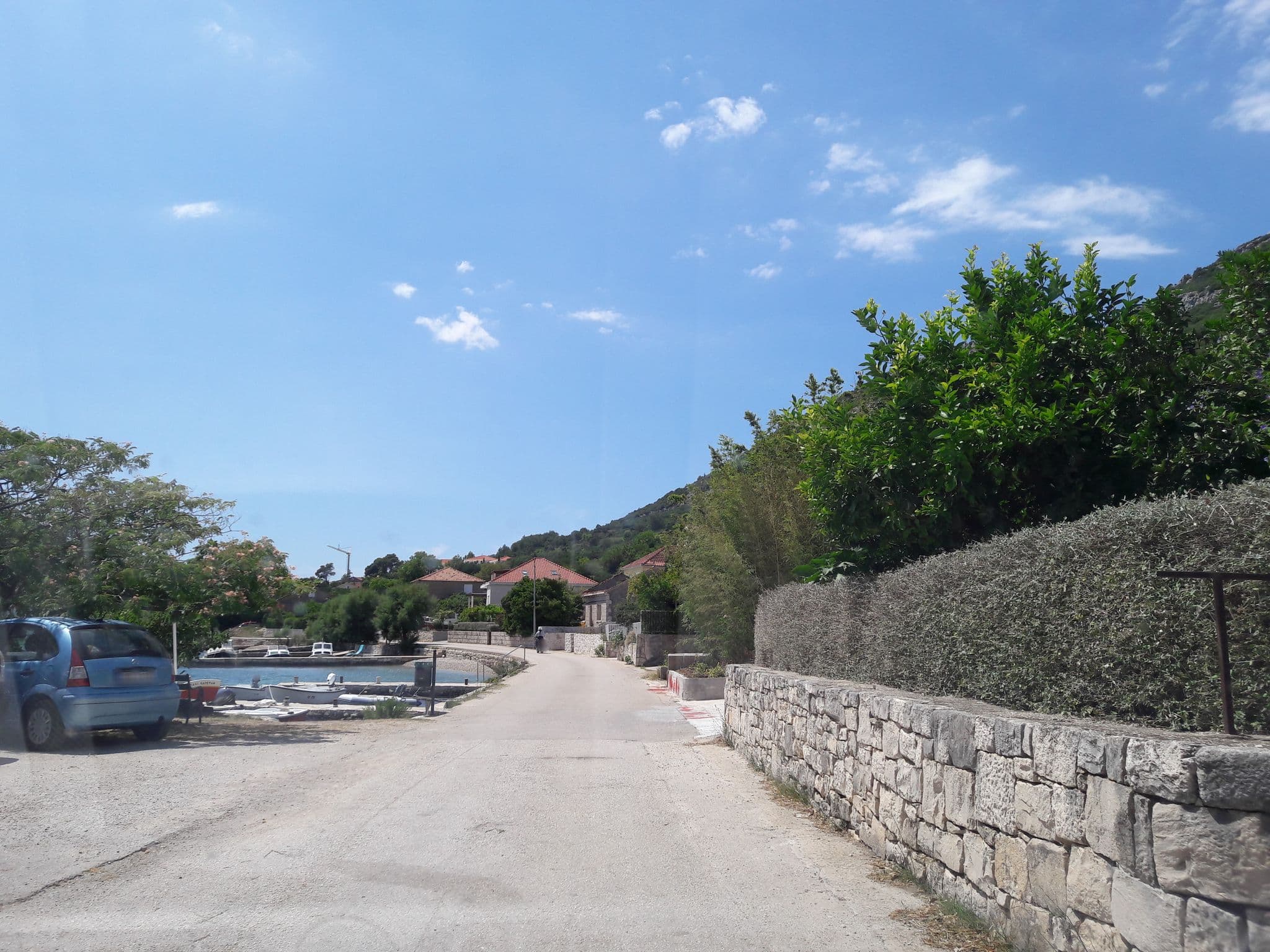Street view near Apartments Viganj, Korčula — © osmapper (CC BY-SA · Mapillary)