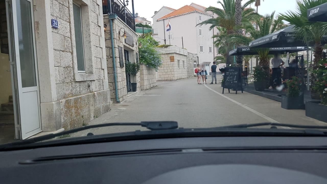 Street view near Roberta's Guest House, Korčula — © mik007 (CC BY-SA · Mapillary)