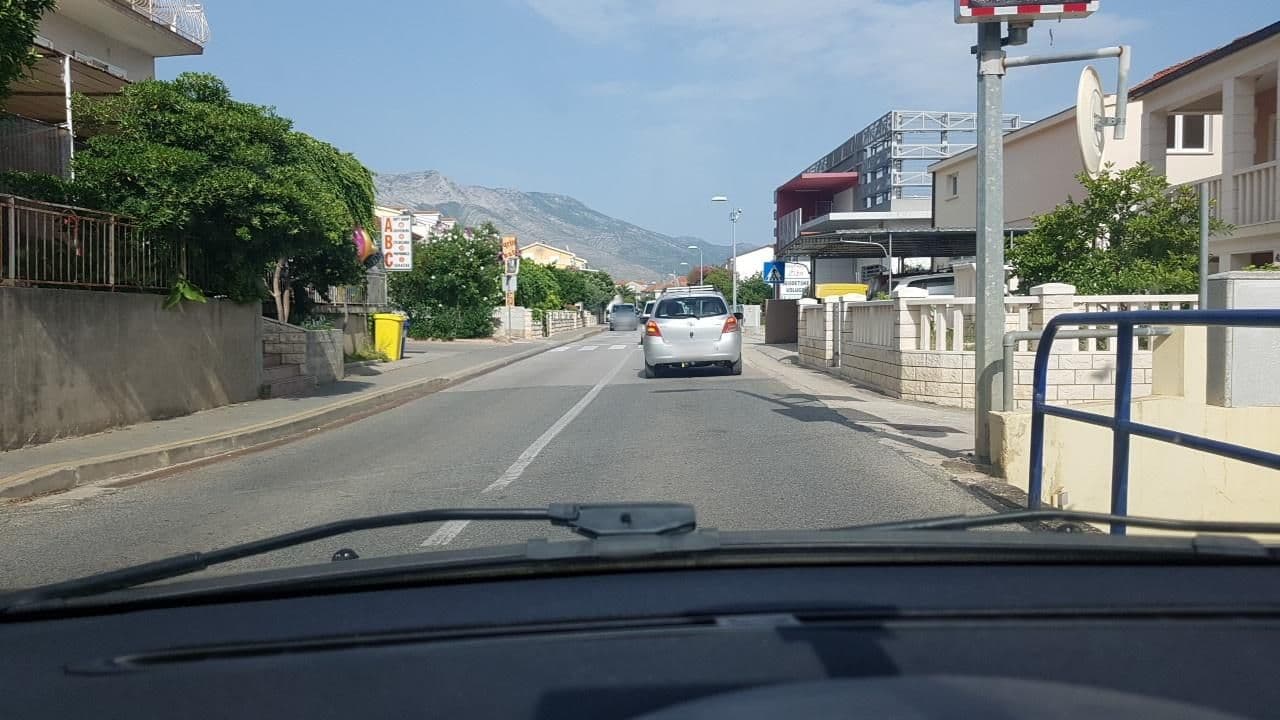 Street view near Apartments Diana, Orebić — © mik007 (CC BY-SA · Mapillary)