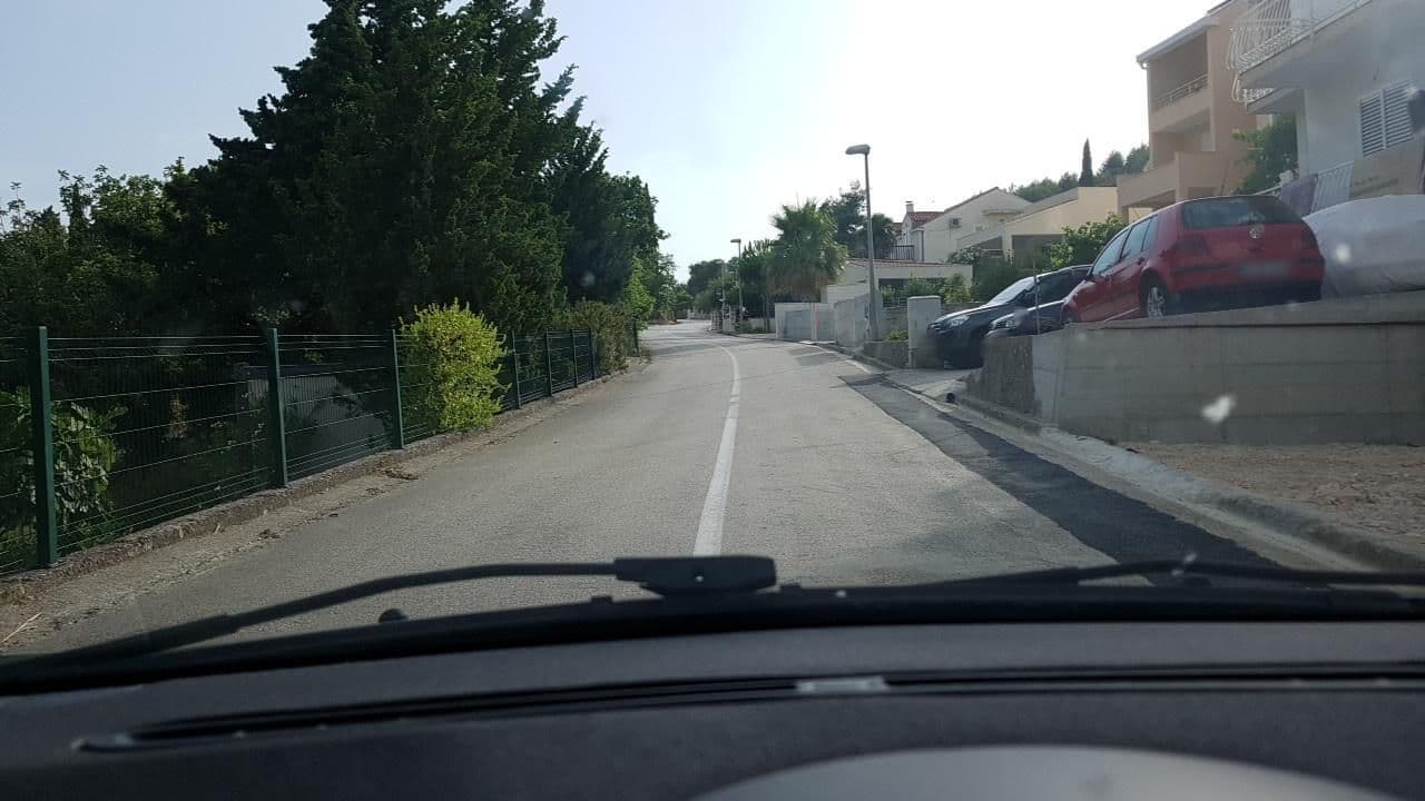 Street view near Slano Bay Apartments, Zaton — © mik007 (CC BY-SA · Mapillary)