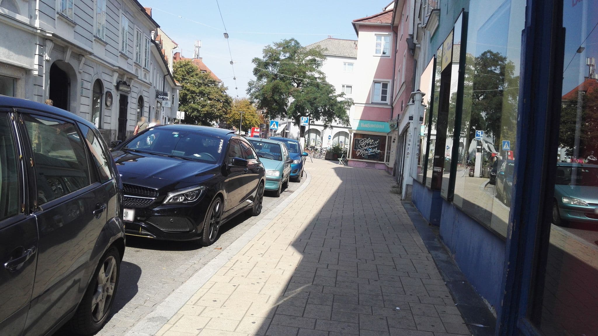 Street view near GrazLendFlat, Graz — © aceini (CC BY-SA · Mapillary)