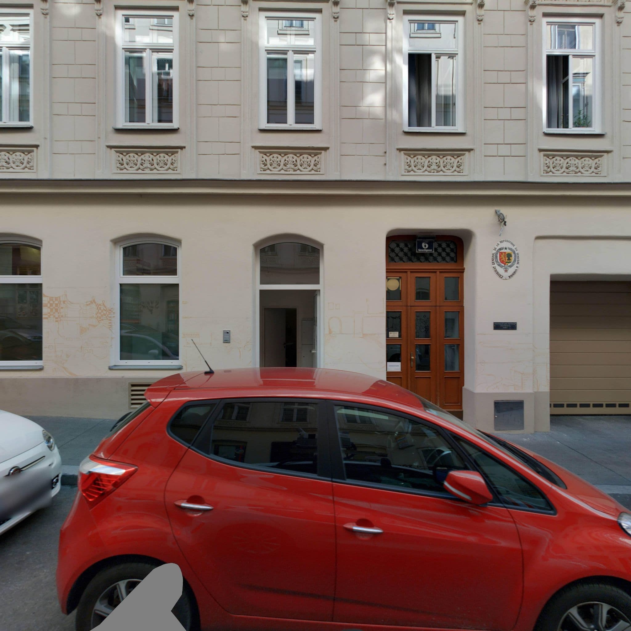 Street view near MINT @ Naschmarkt, Mariahilf — © eliasgander (CC BY-SA · Mapillary)