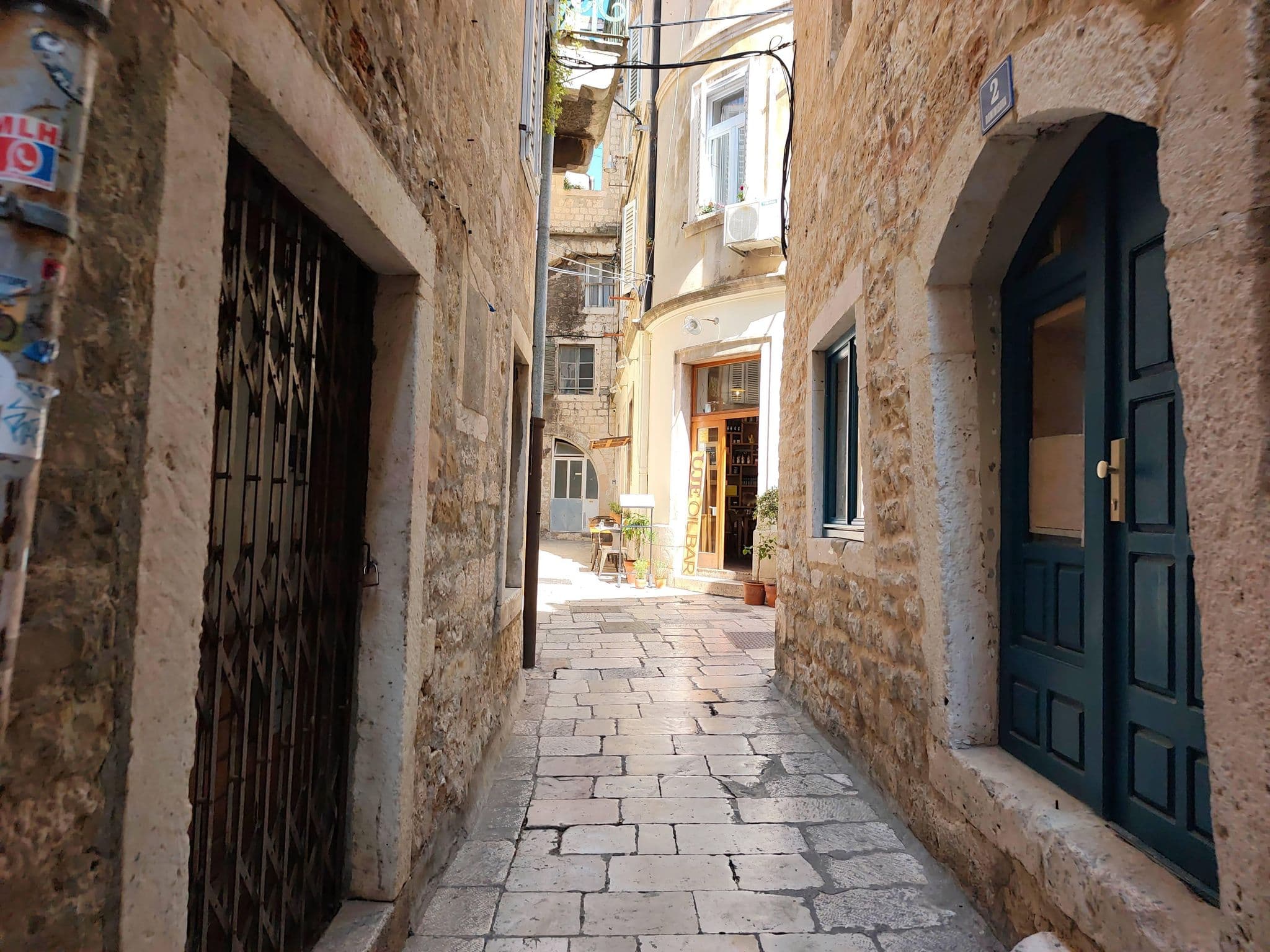 Street view near Apartments Emperor Oasis, Split — © Duro (CC BY-SA · Mapillary)