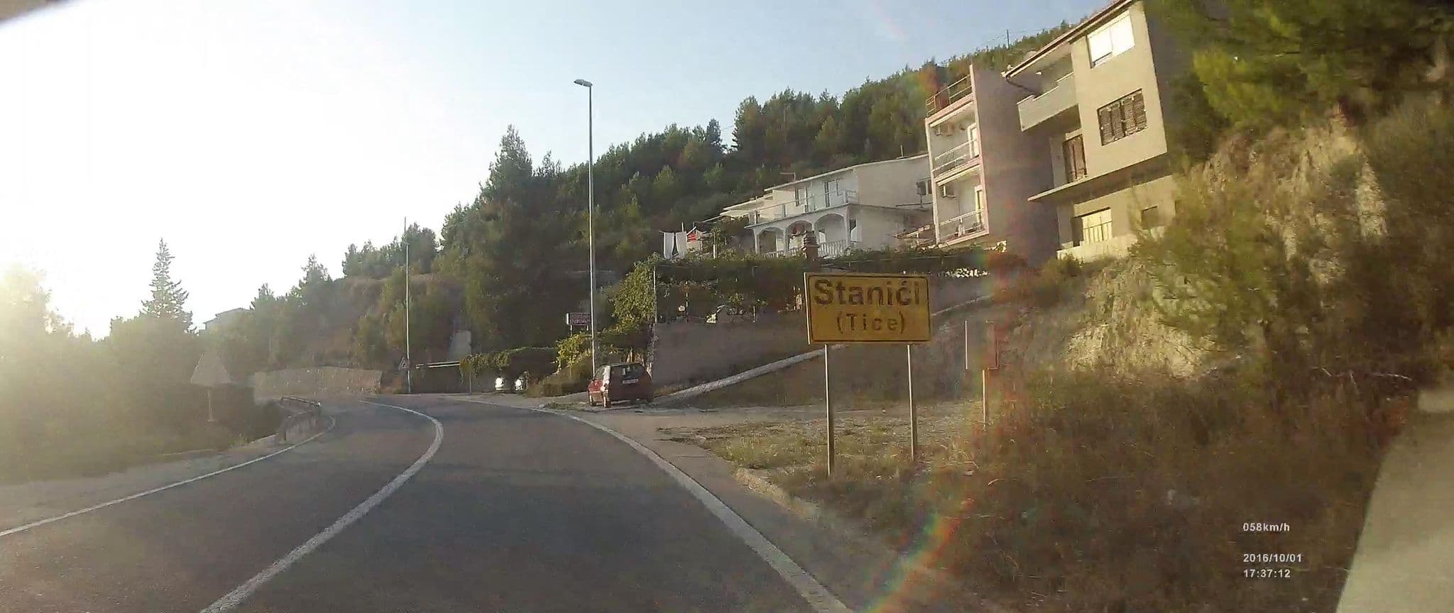 Street view near apartman zora,  ruskamen, Omiš — © idelac (CC BY-SA · Mapillary)