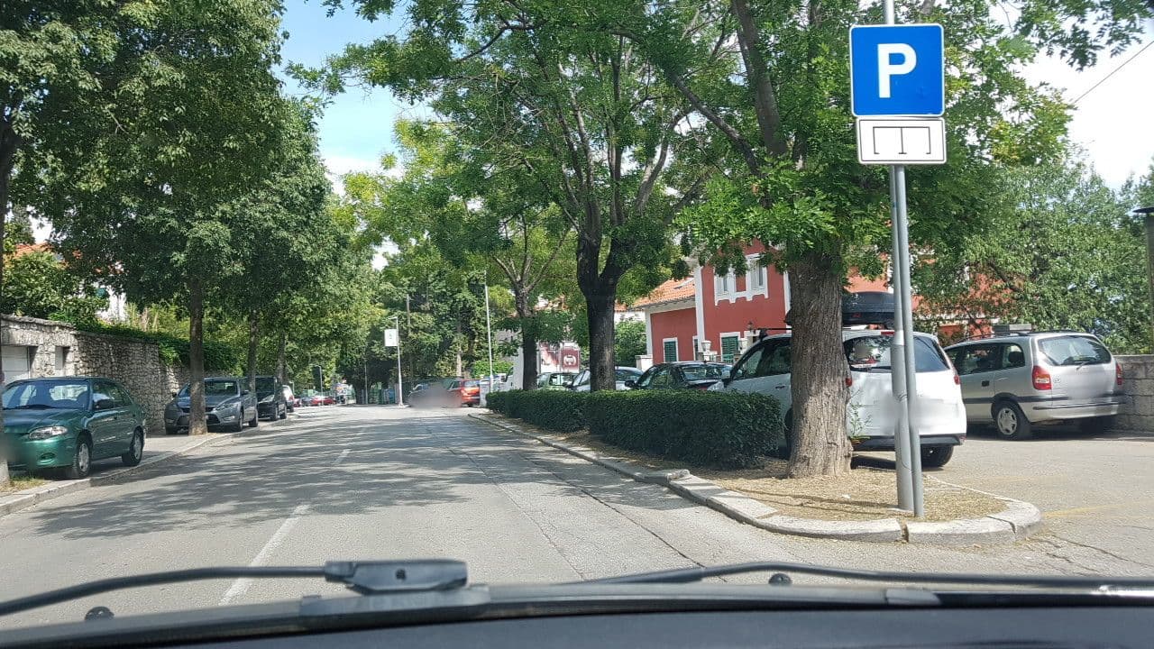 Street view near URBANI MOMENT d.o.o., Split — © mik007 (CC BY-SA · Mapillary)