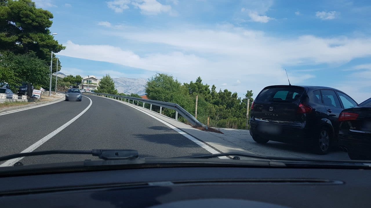 Street view near Apartments Bosiljka, Pučišća — © mik007 (CC BY-SA · Mapillary)