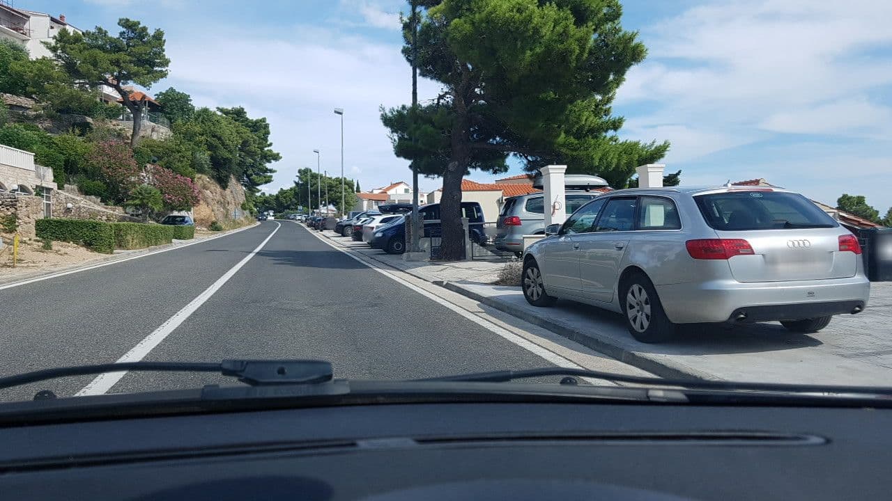 Street view near Villa Carica, Pučišća — © mik007 (CC BY-SA · Mapillary)