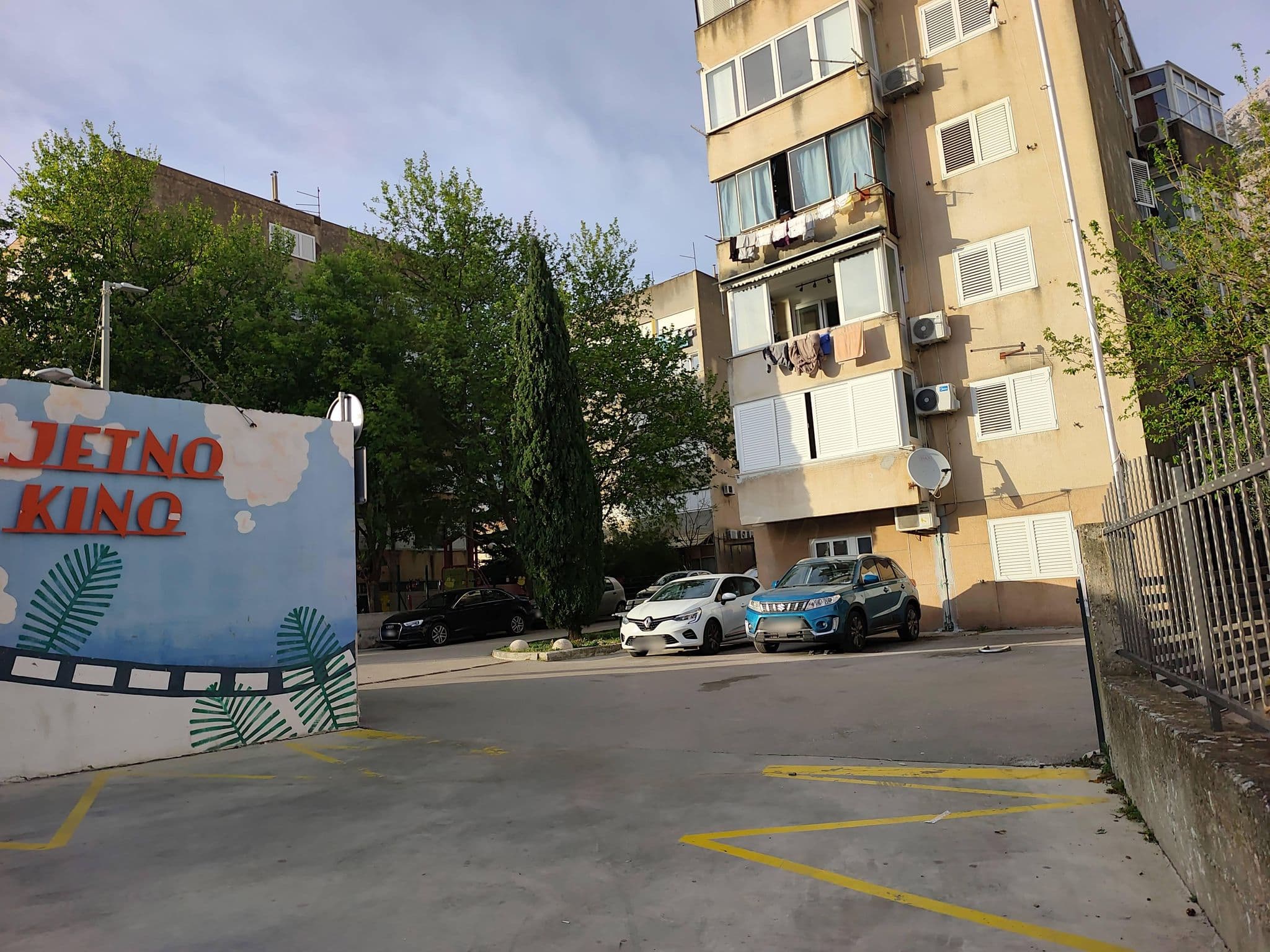 Street view near Hostel Makarska, Makarska — © Duro (CC BY-SA · Mapillary)